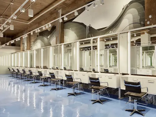 Marianne Strokirk Salon