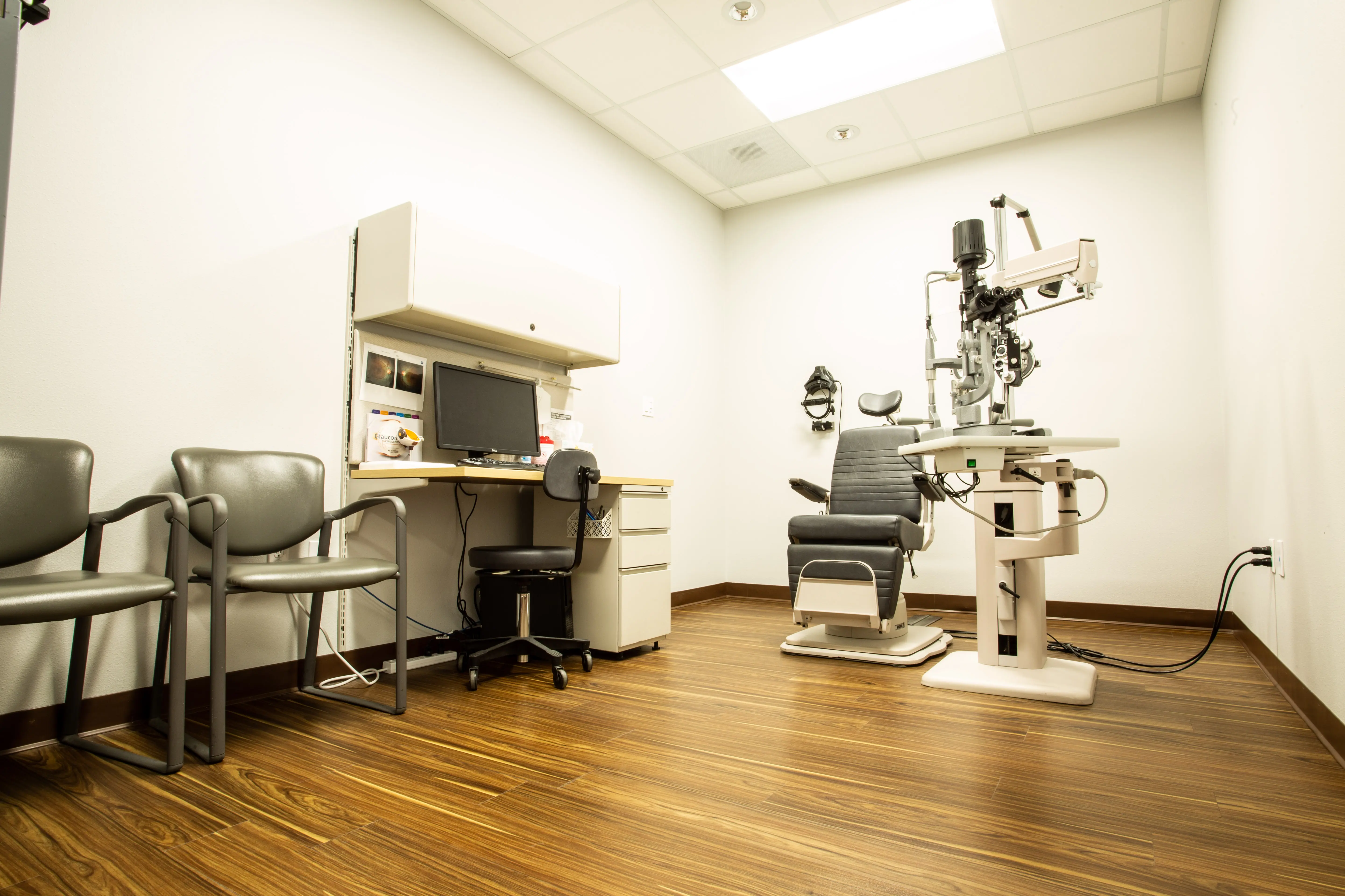 Dr. Keak C. Khauv, MD, Provident Eye Specialists, P.A.