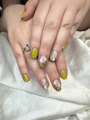 VS Nails