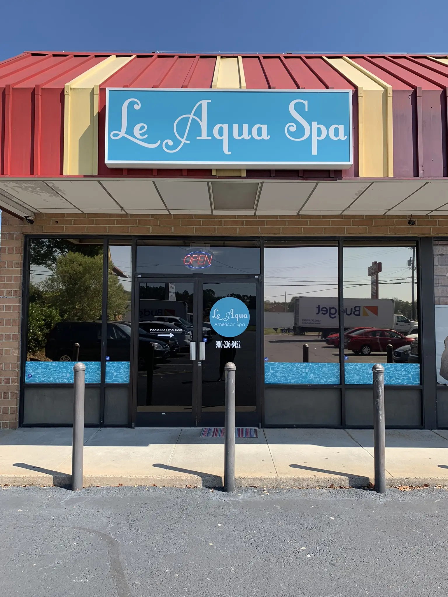 Le Aqua Spa