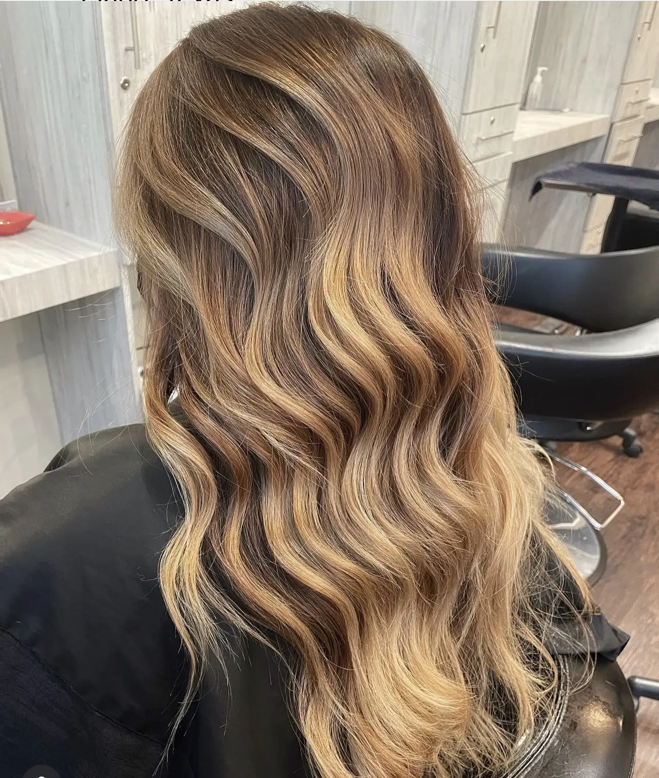 Lee Graves Salon