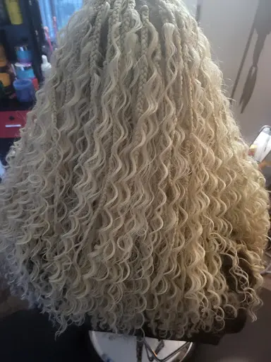 LaNina D'Or African Hair Braiding