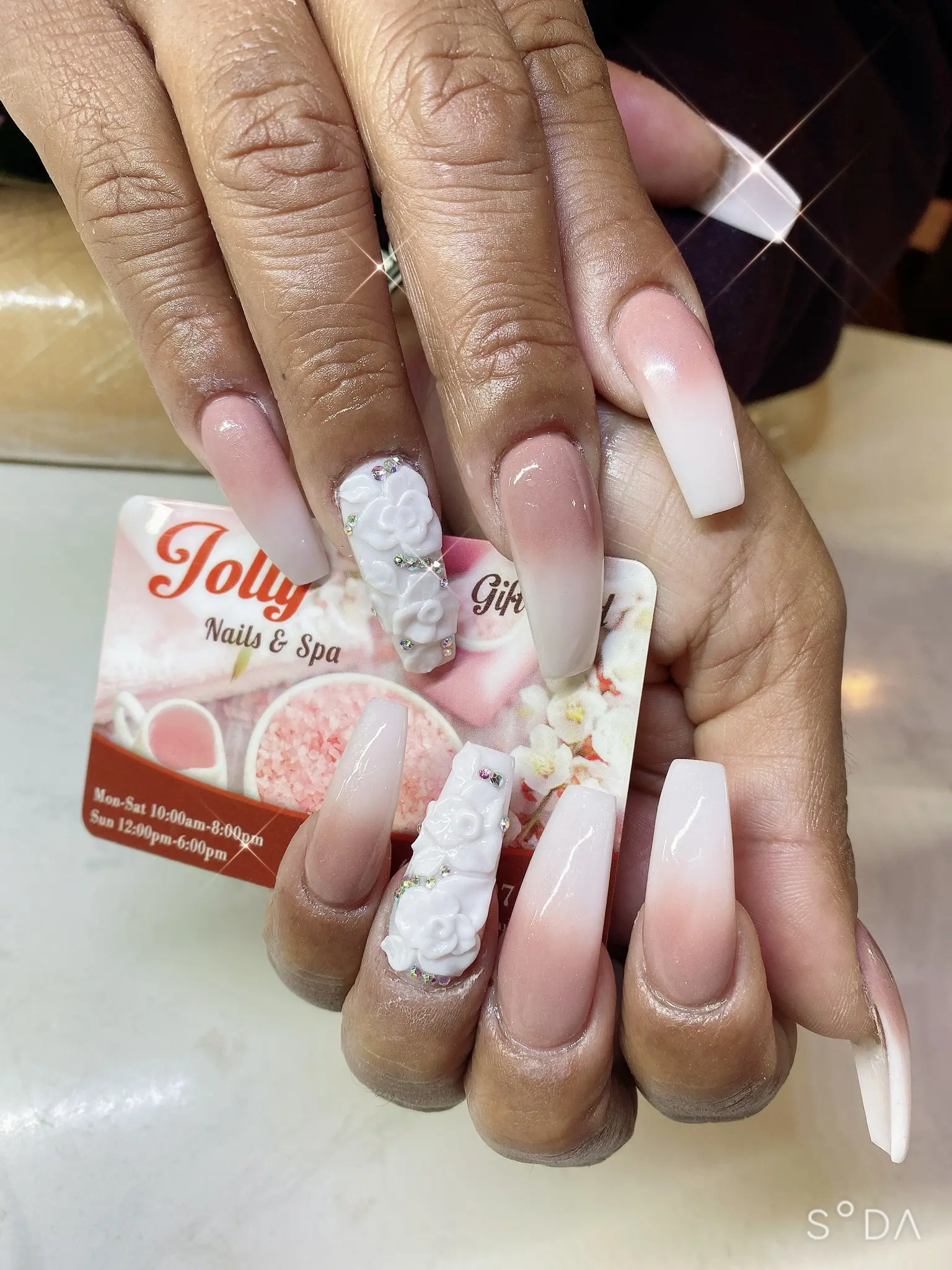Jolly Nails & Spa