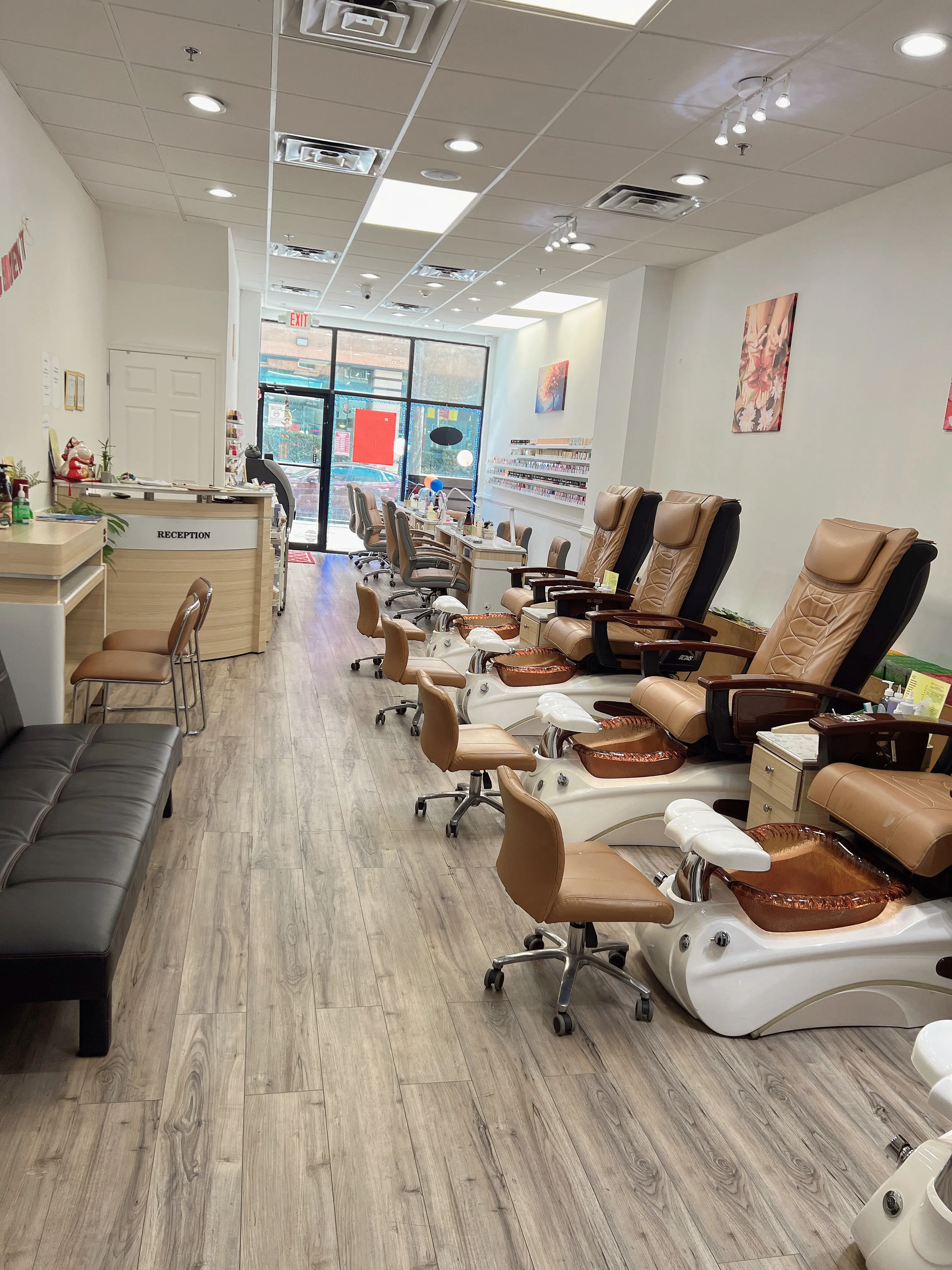 Diamond Walnut Nails & Spa