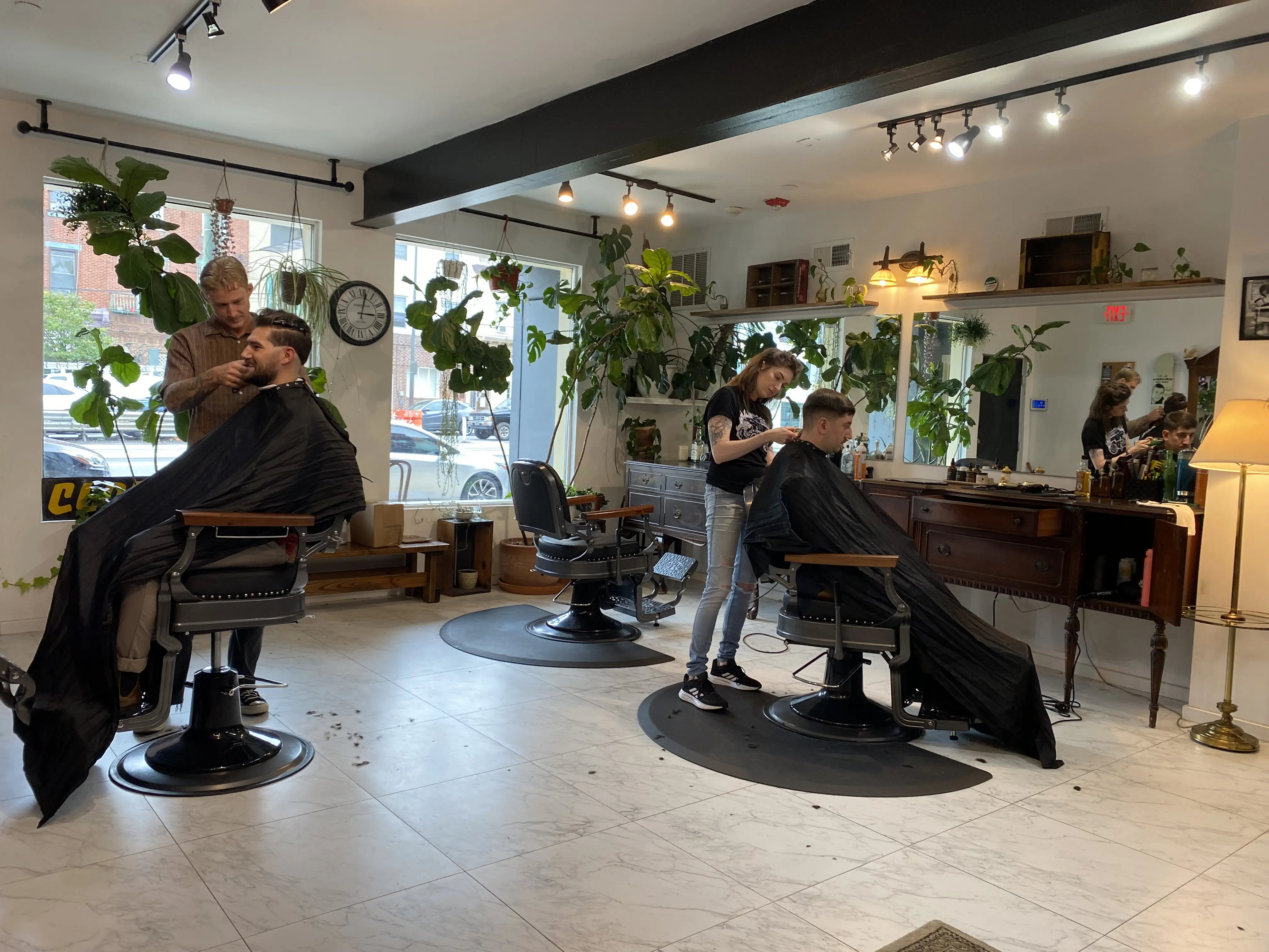 Born Free Barber