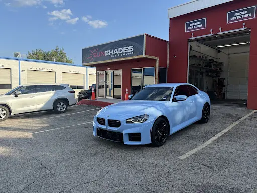 😎 Austin Sunshades Tint & Sound