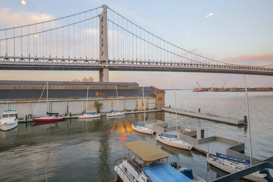Pier 5 Marina