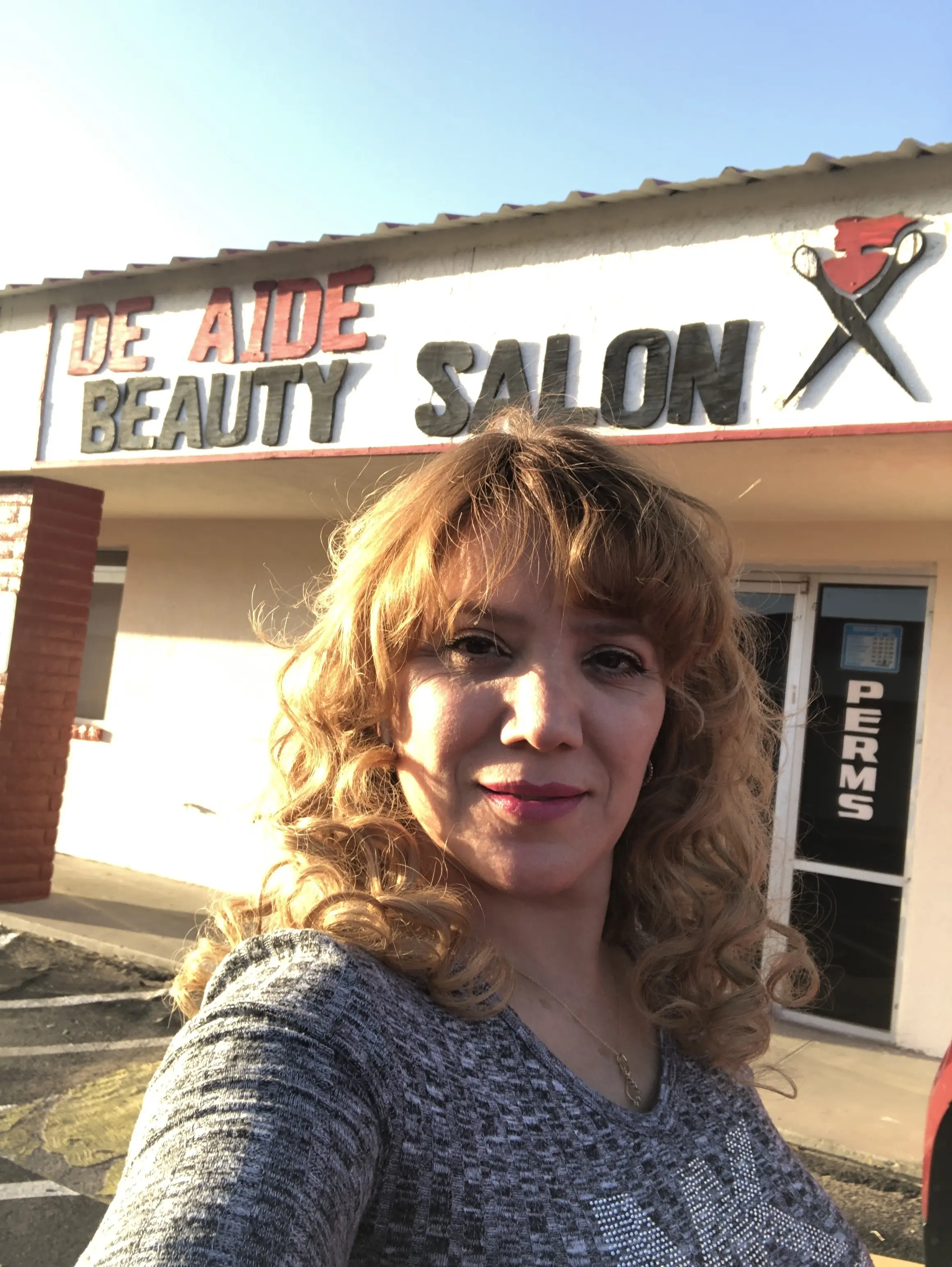 De Aide Beauty Salon