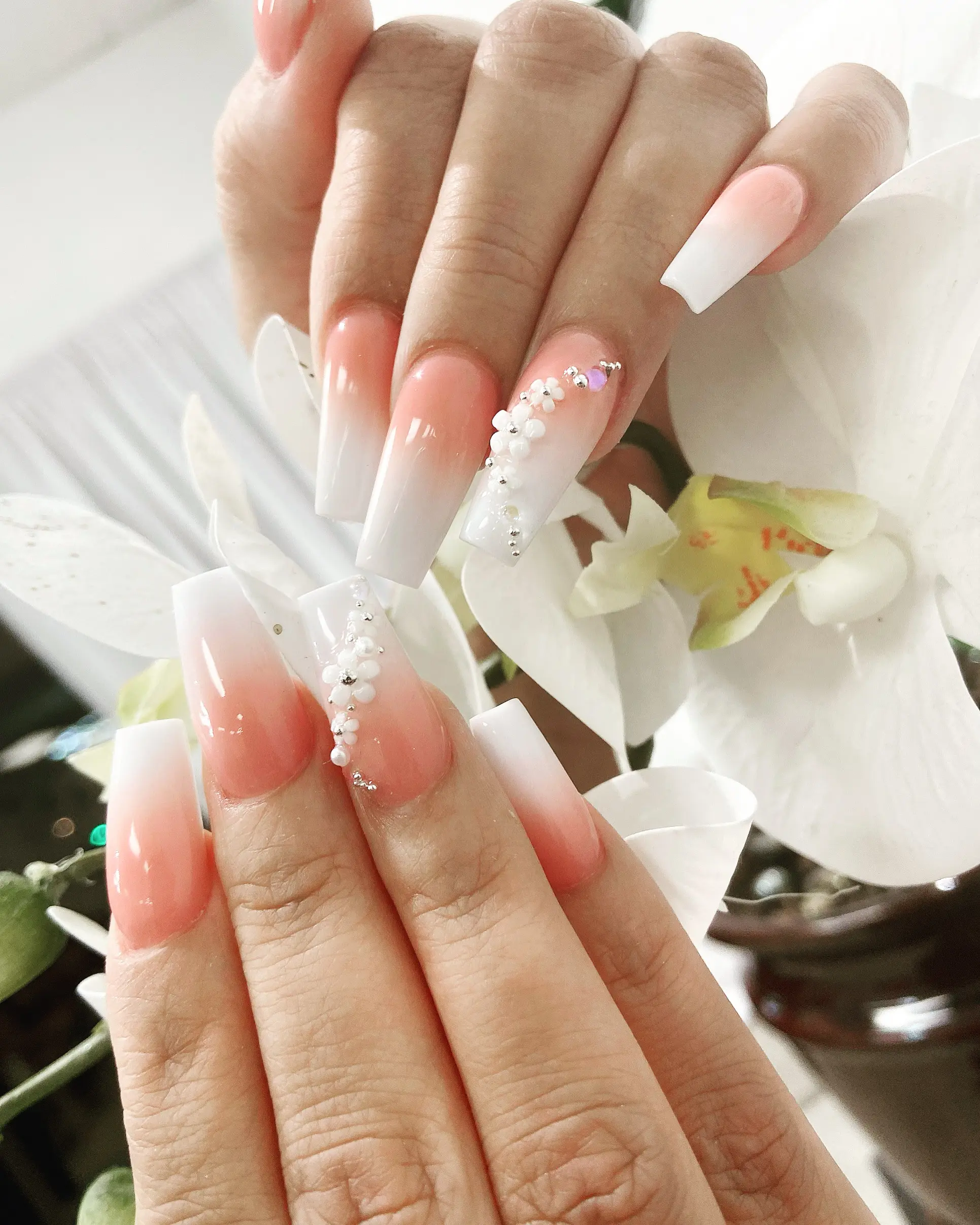 King & Queen Nails & Spa