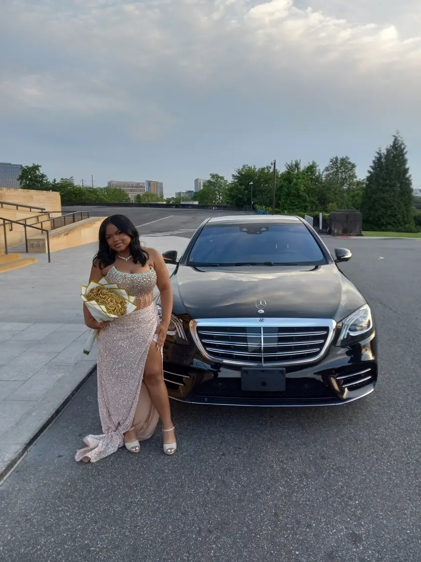 Hitouch Luxury Charter