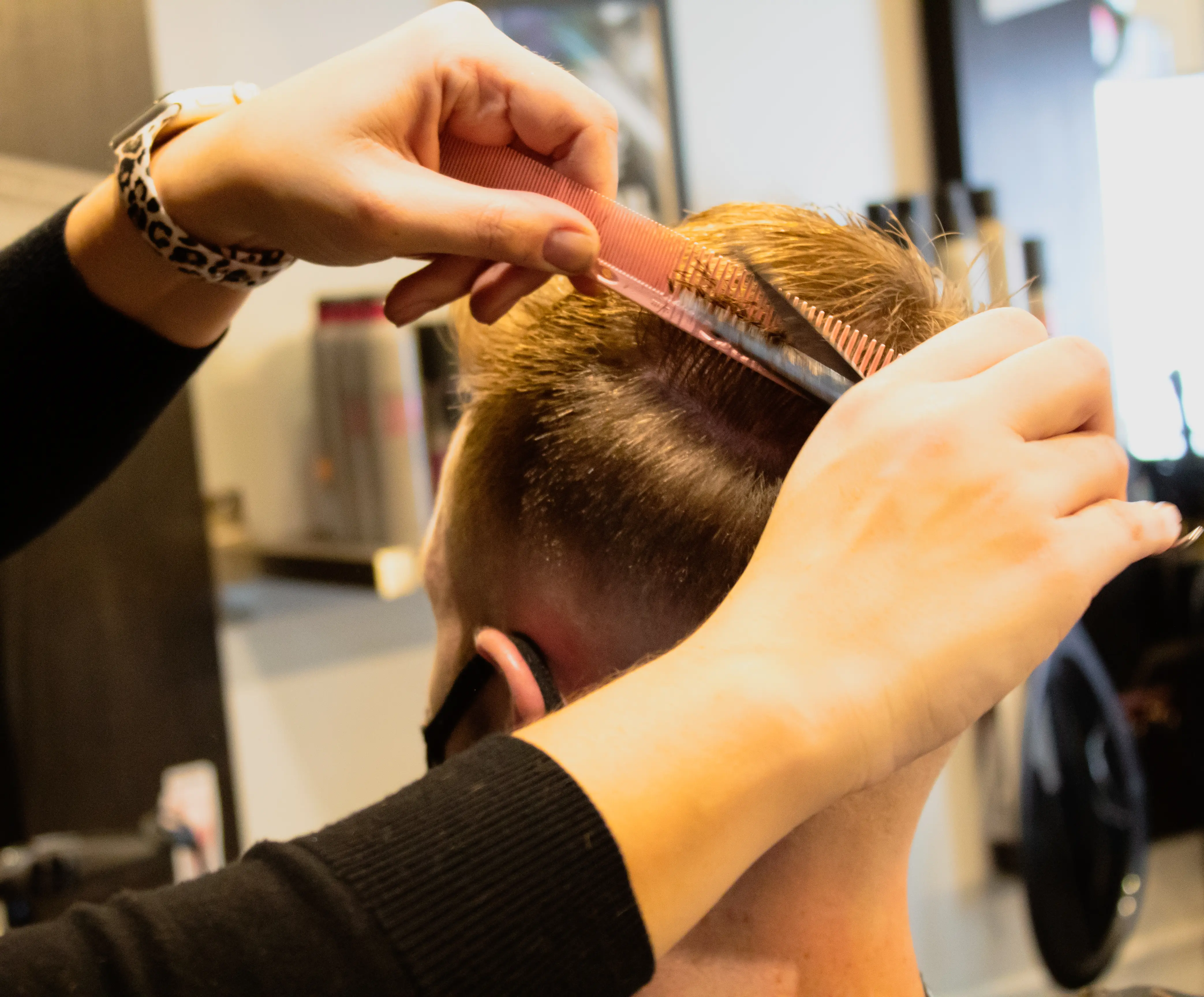 Sulimay Salon & Barber Studio (Fairmount/Museum District)