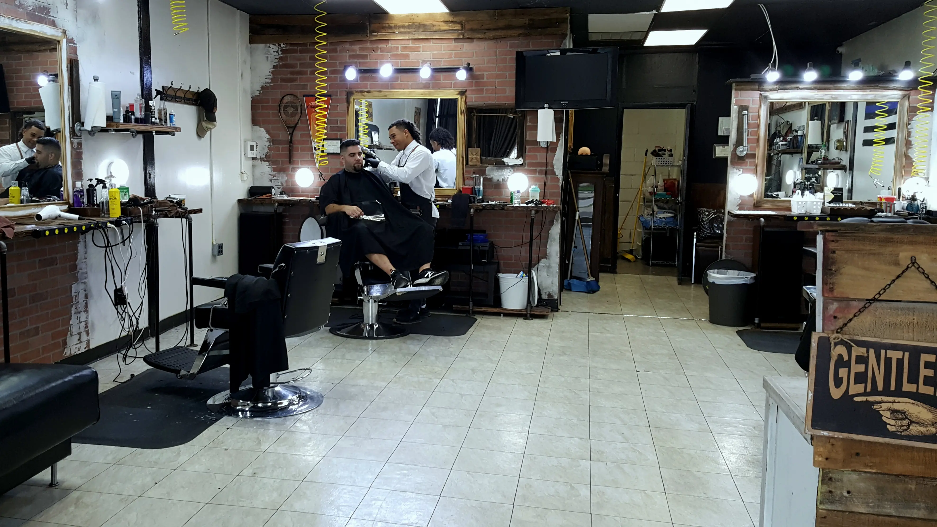 Afterhours Barbershop