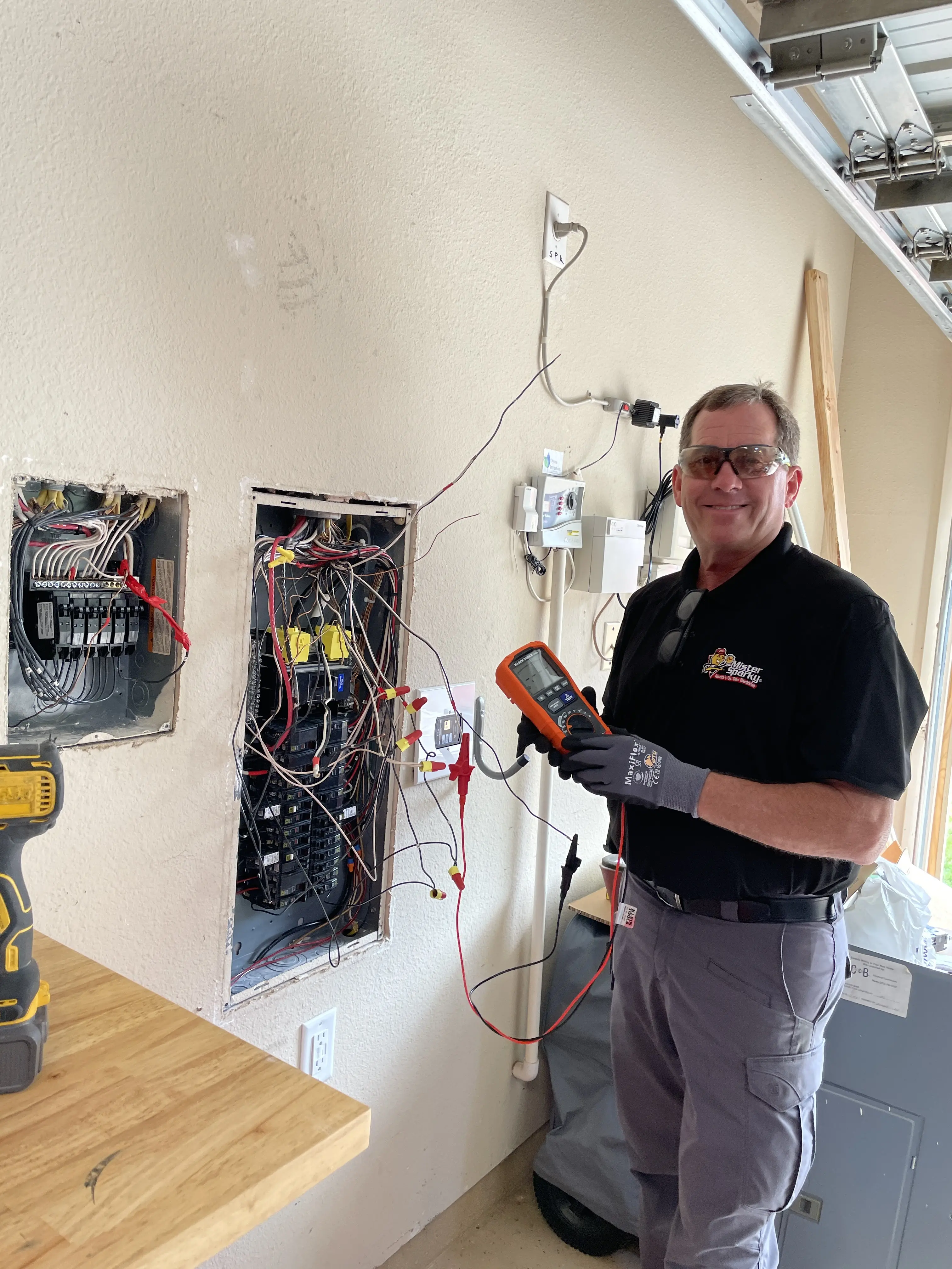 Mister Sparky Electrician Plano