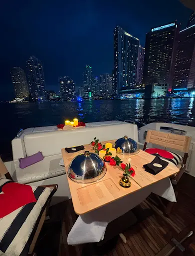 Cupid's boat Experience