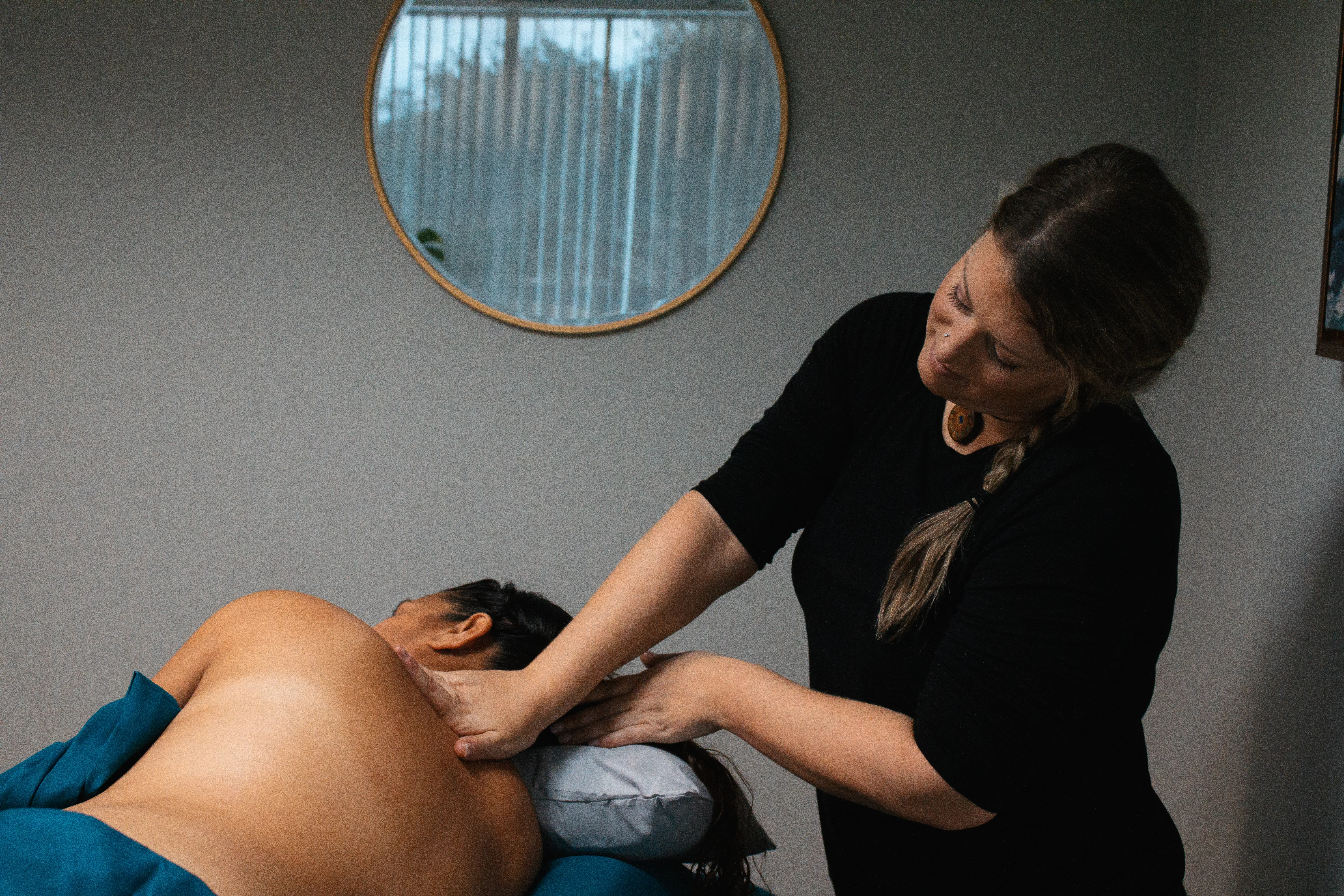 Mama Bear Massage - Mobile