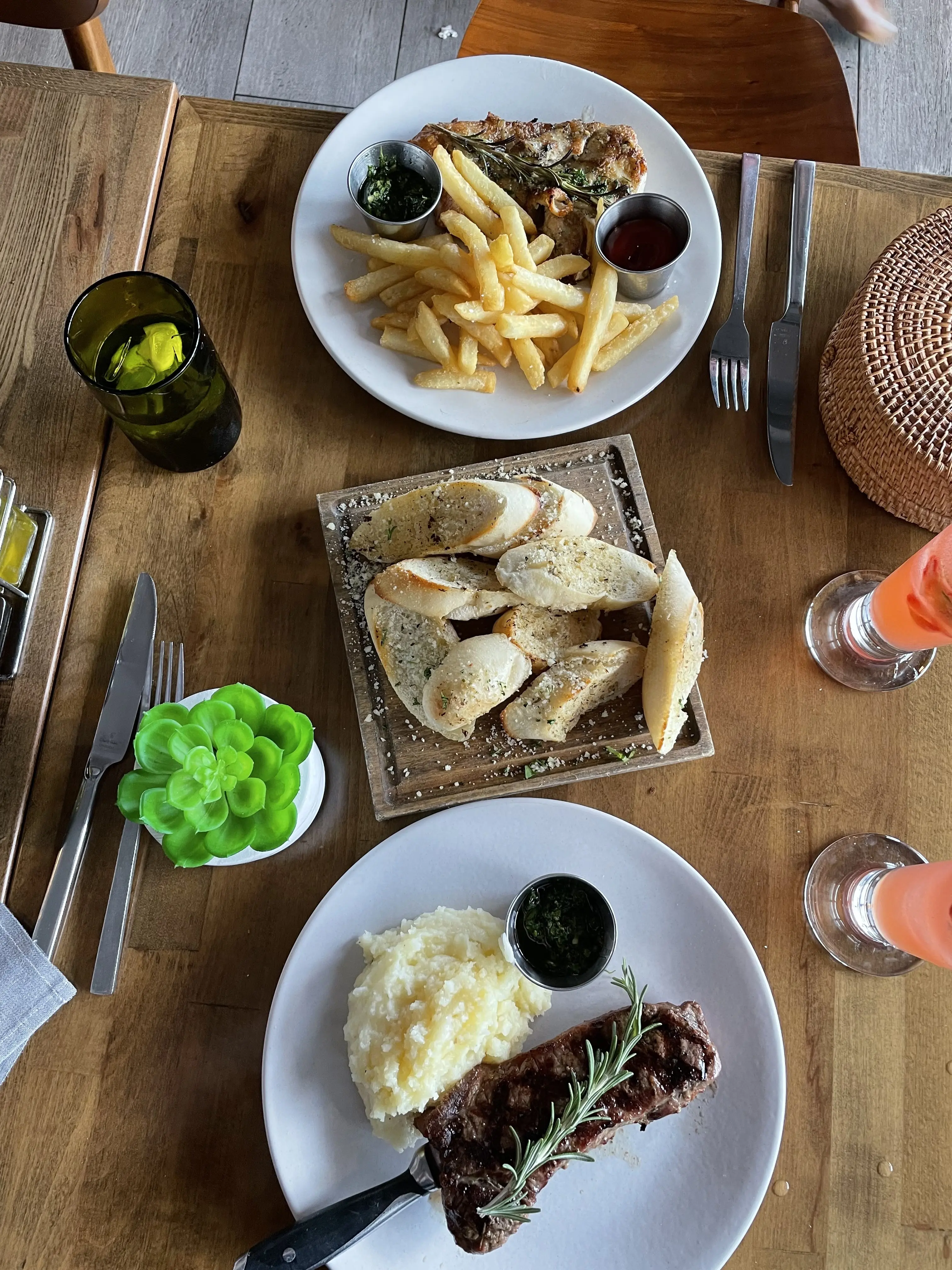 Craft American Eatery