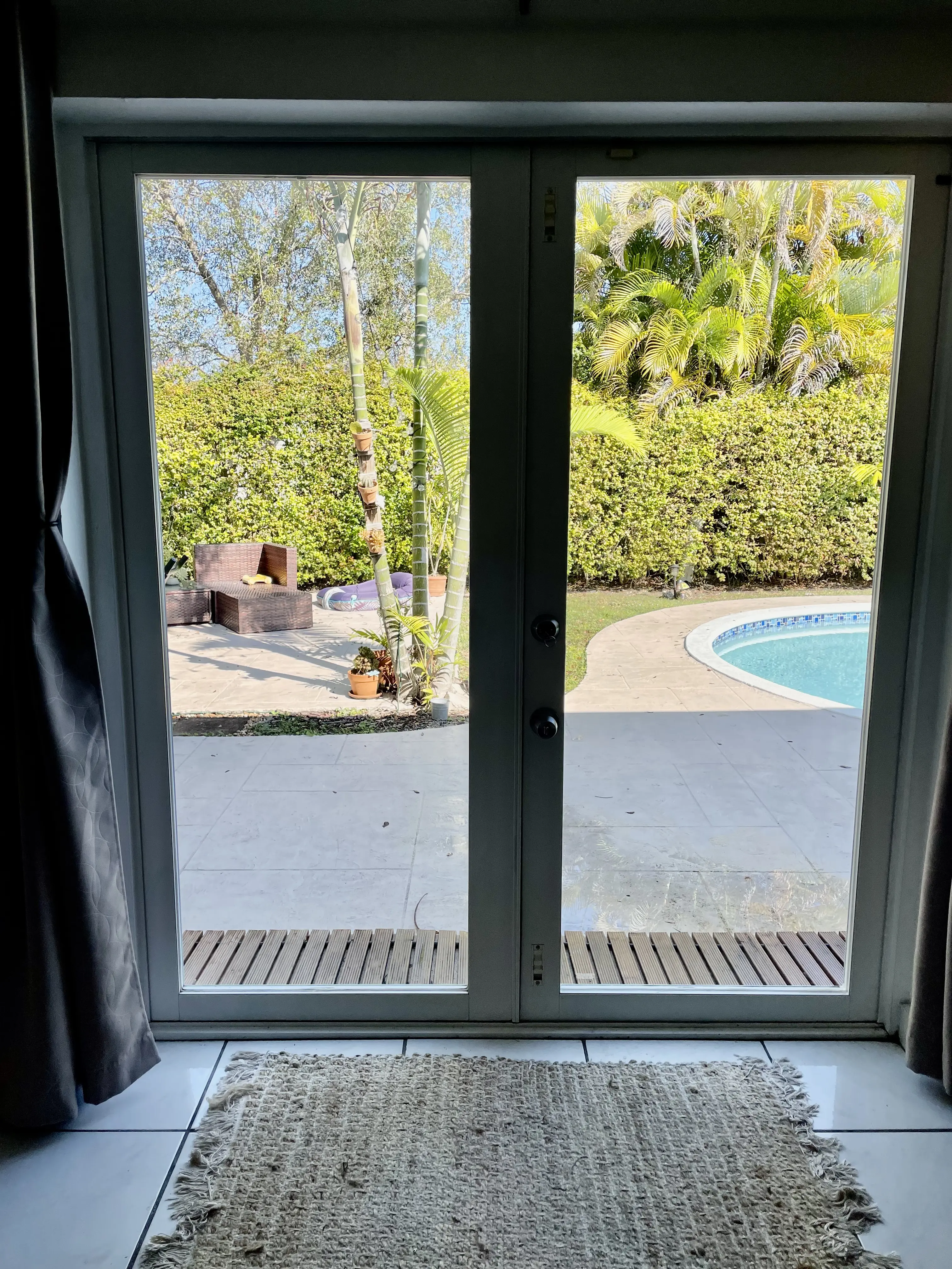E&B Glass Services