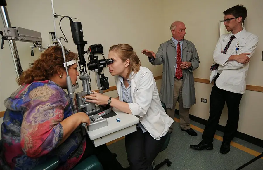 Illinois Eye Institute B.G.