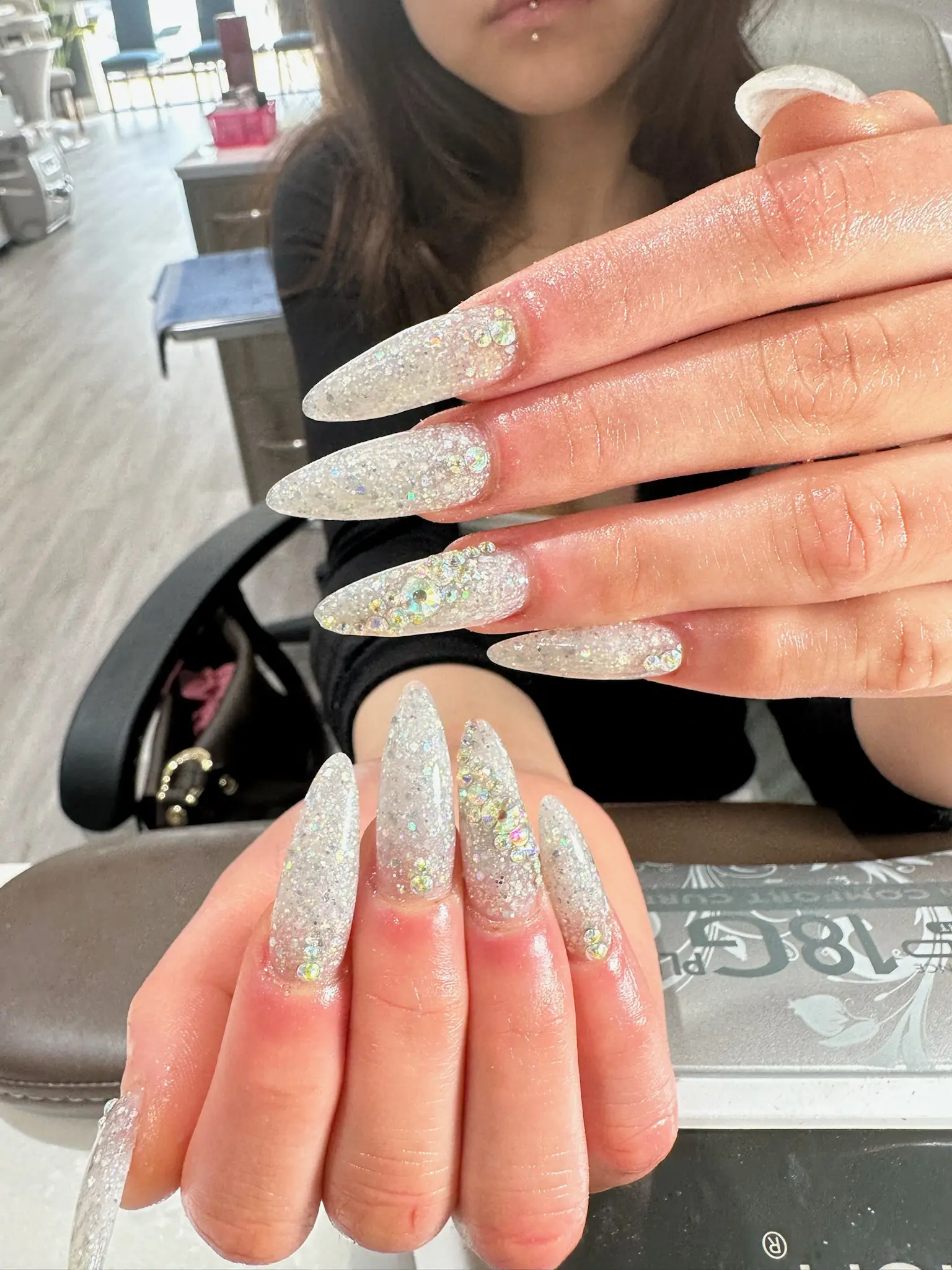 Sunny Nails
