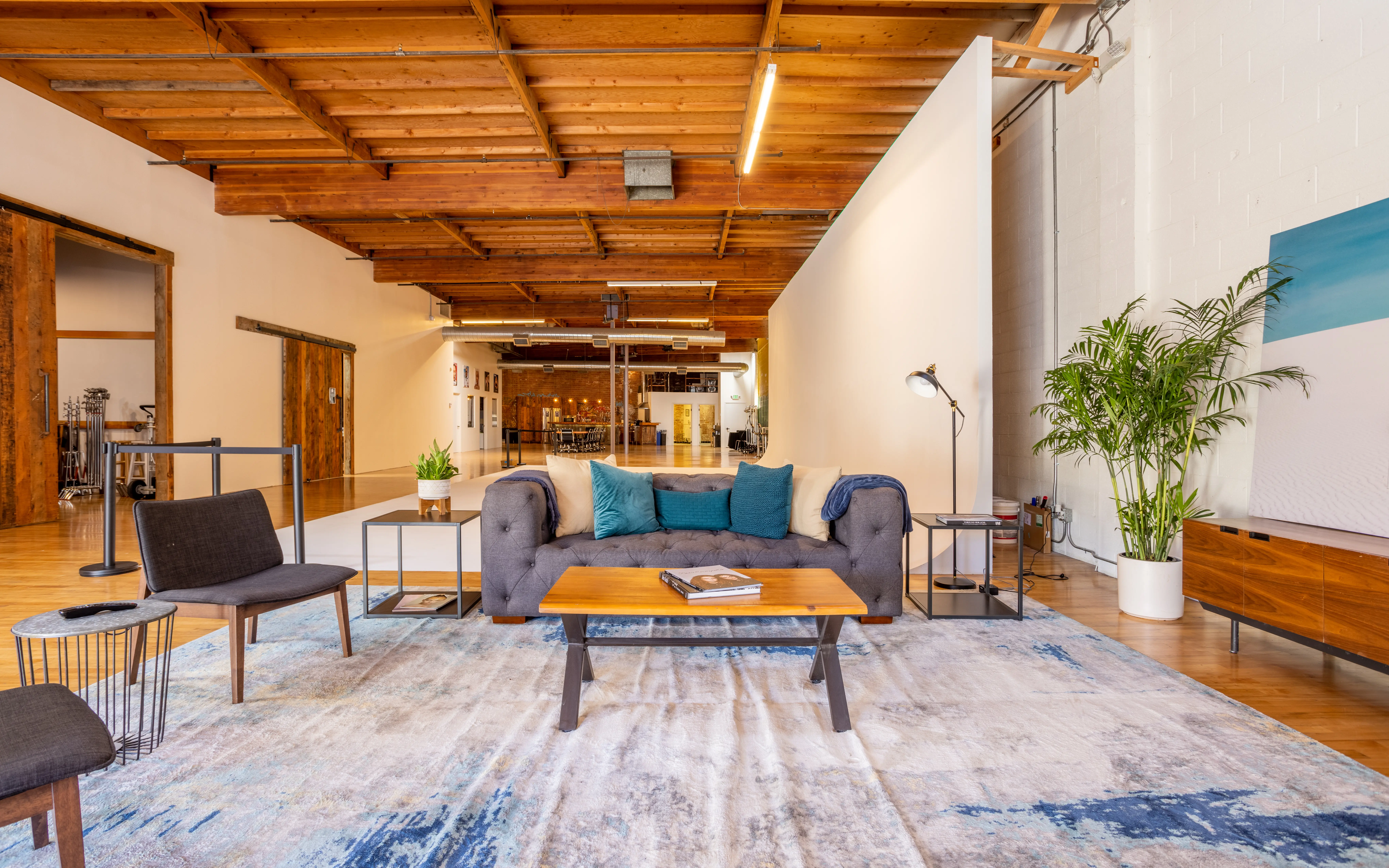 Hype Studios – Creative Spaces & Equipment Rentals