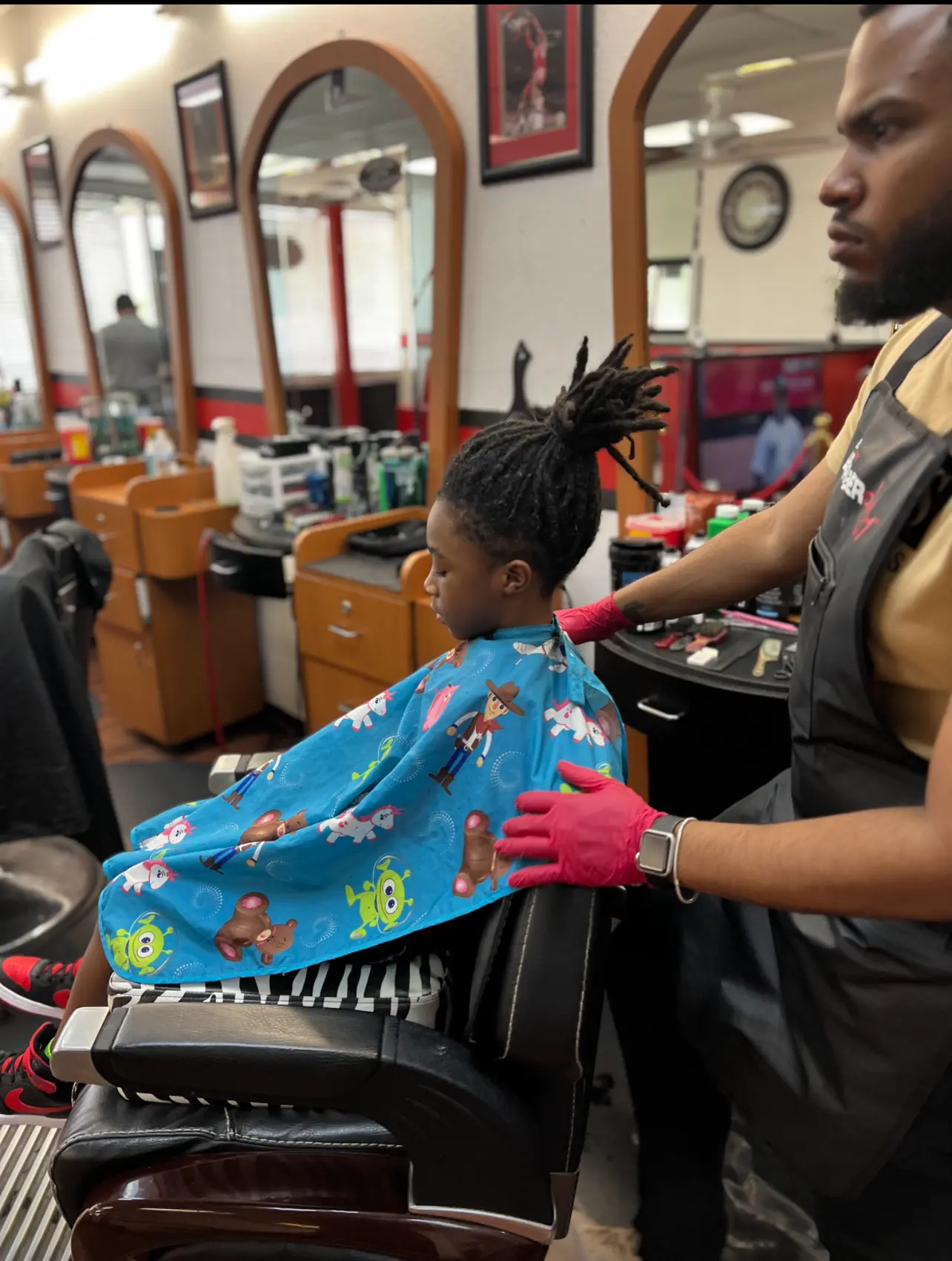 VIP KUTZ BARBER SHOP