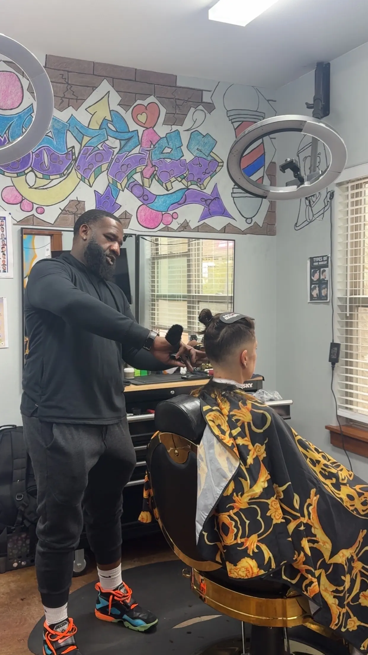 JAZZIE’S BARBERSHOP