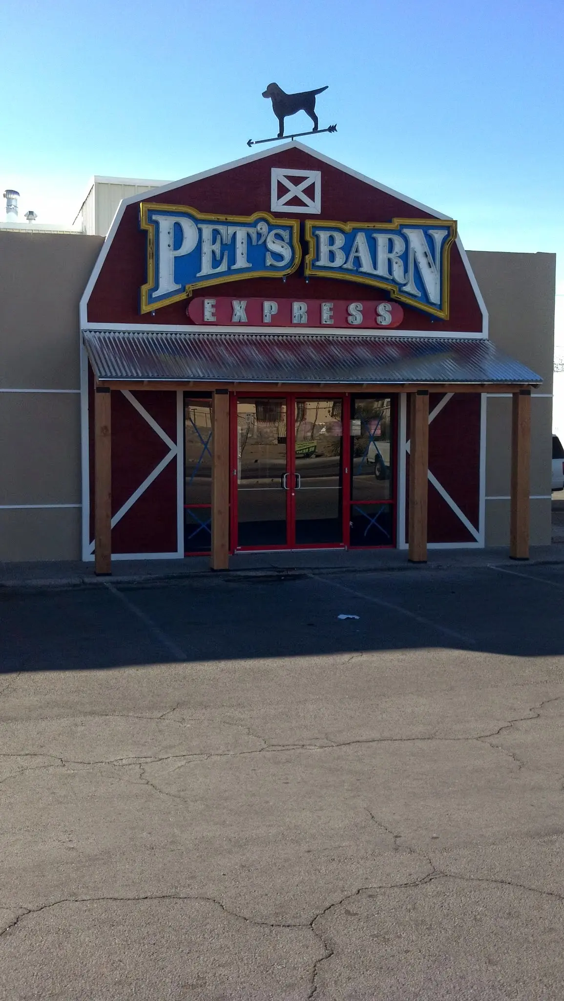 Pet's Barn