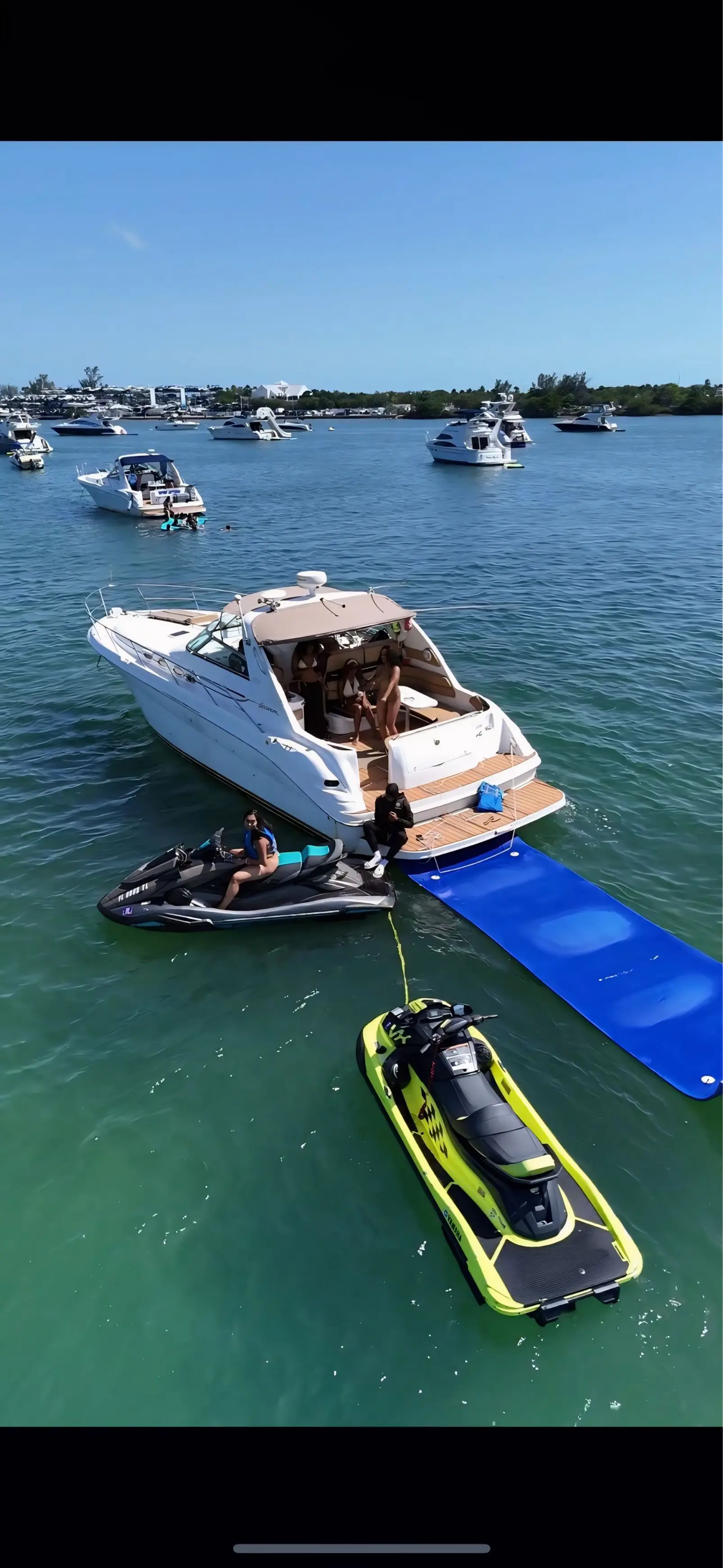 Topline Yacht & Boat Rentals