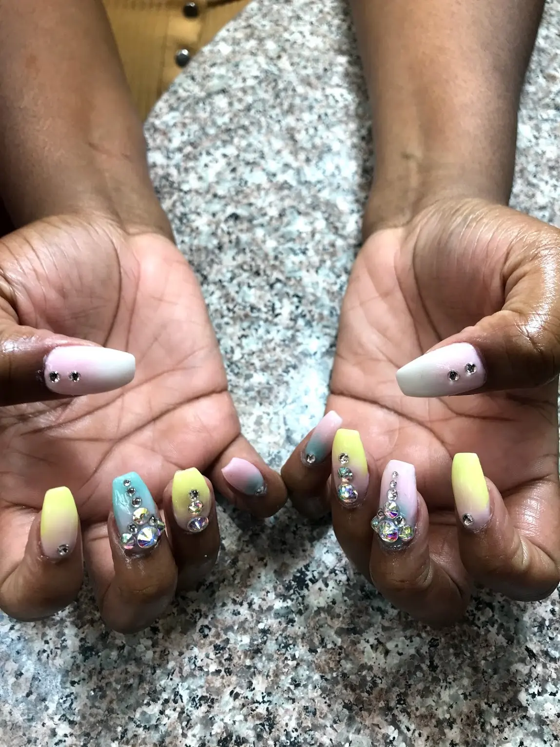 Lee's Nail Salon