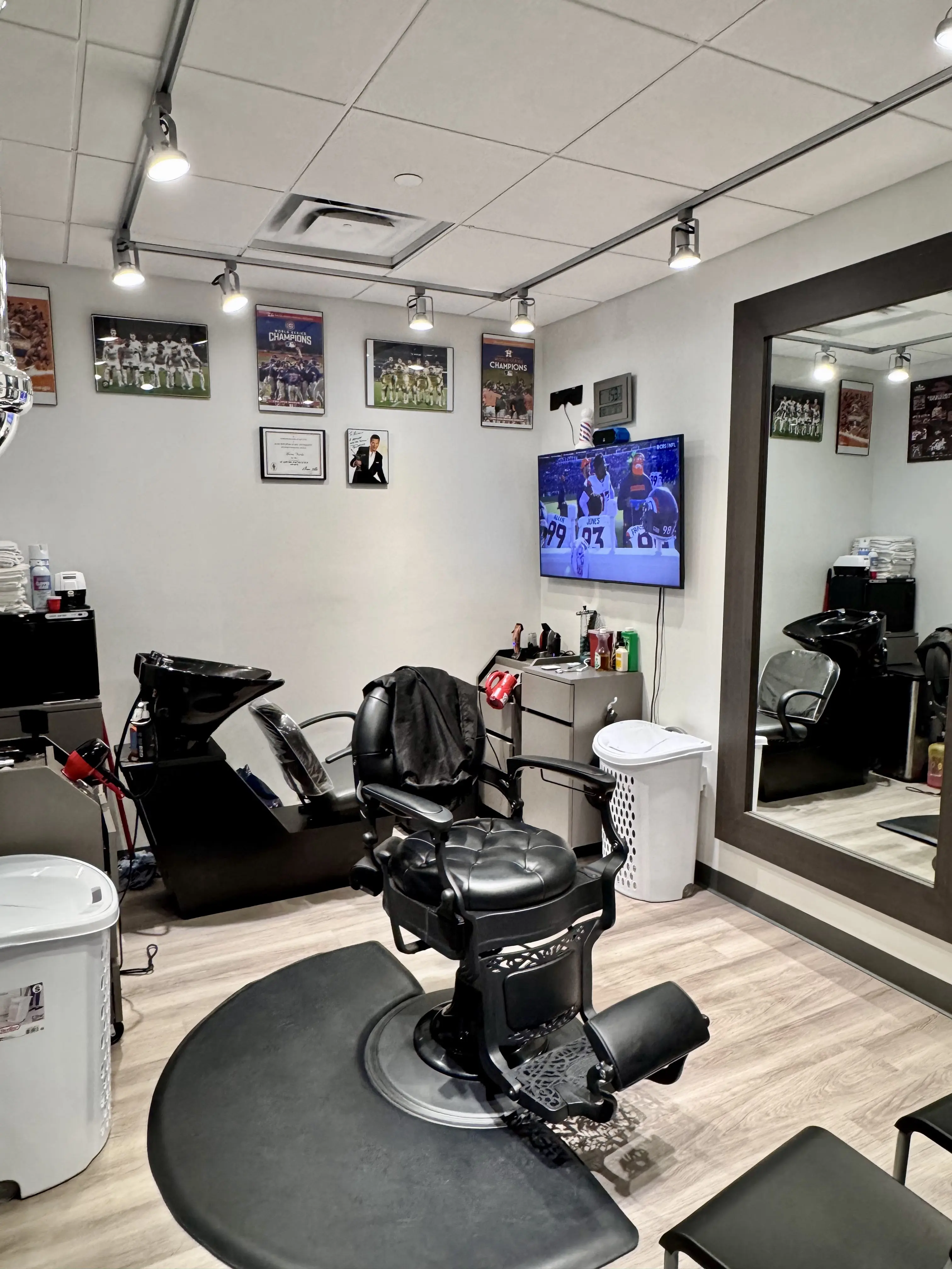 MV’s Barber Shop