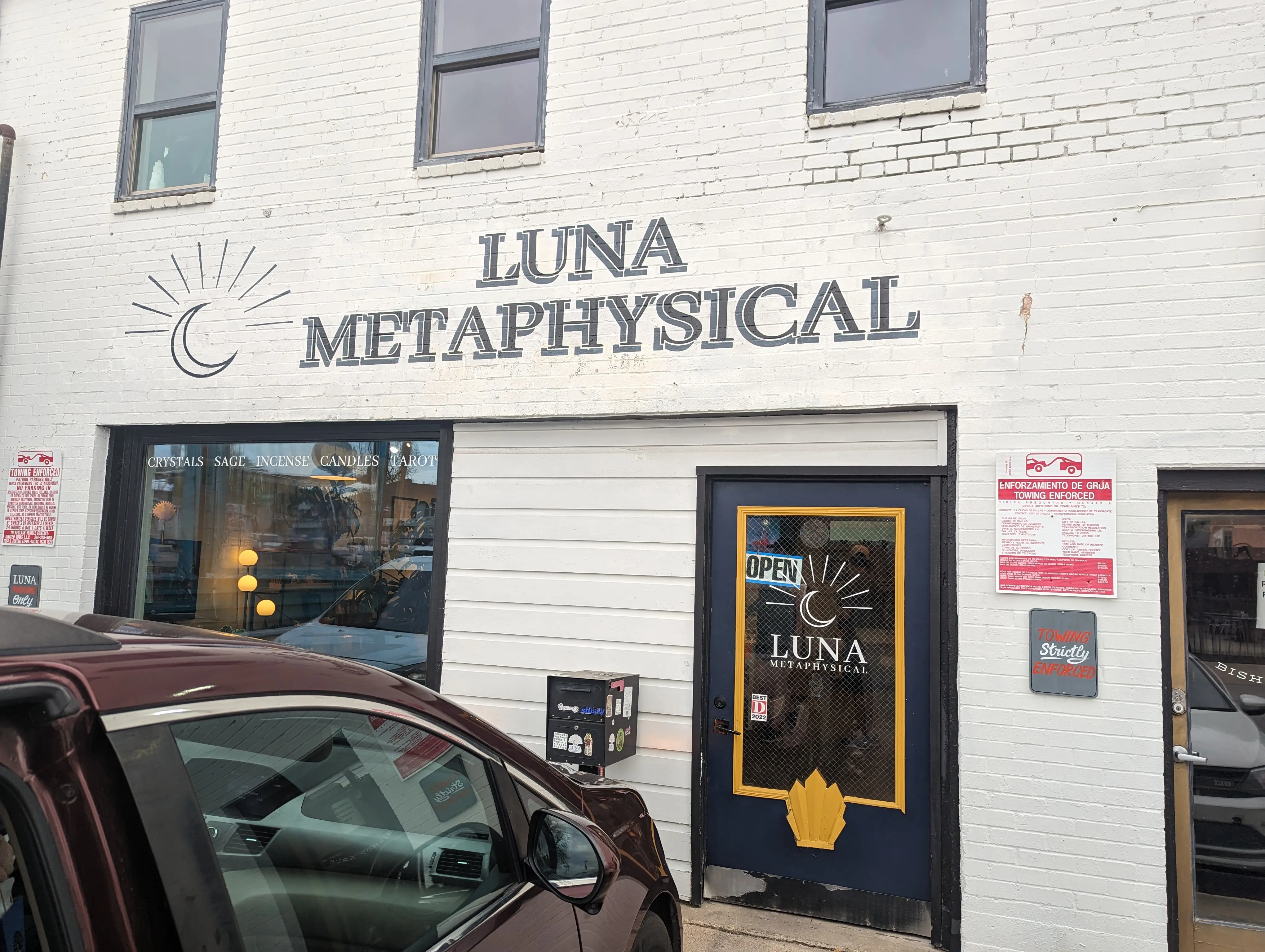 Luna Metaphysical