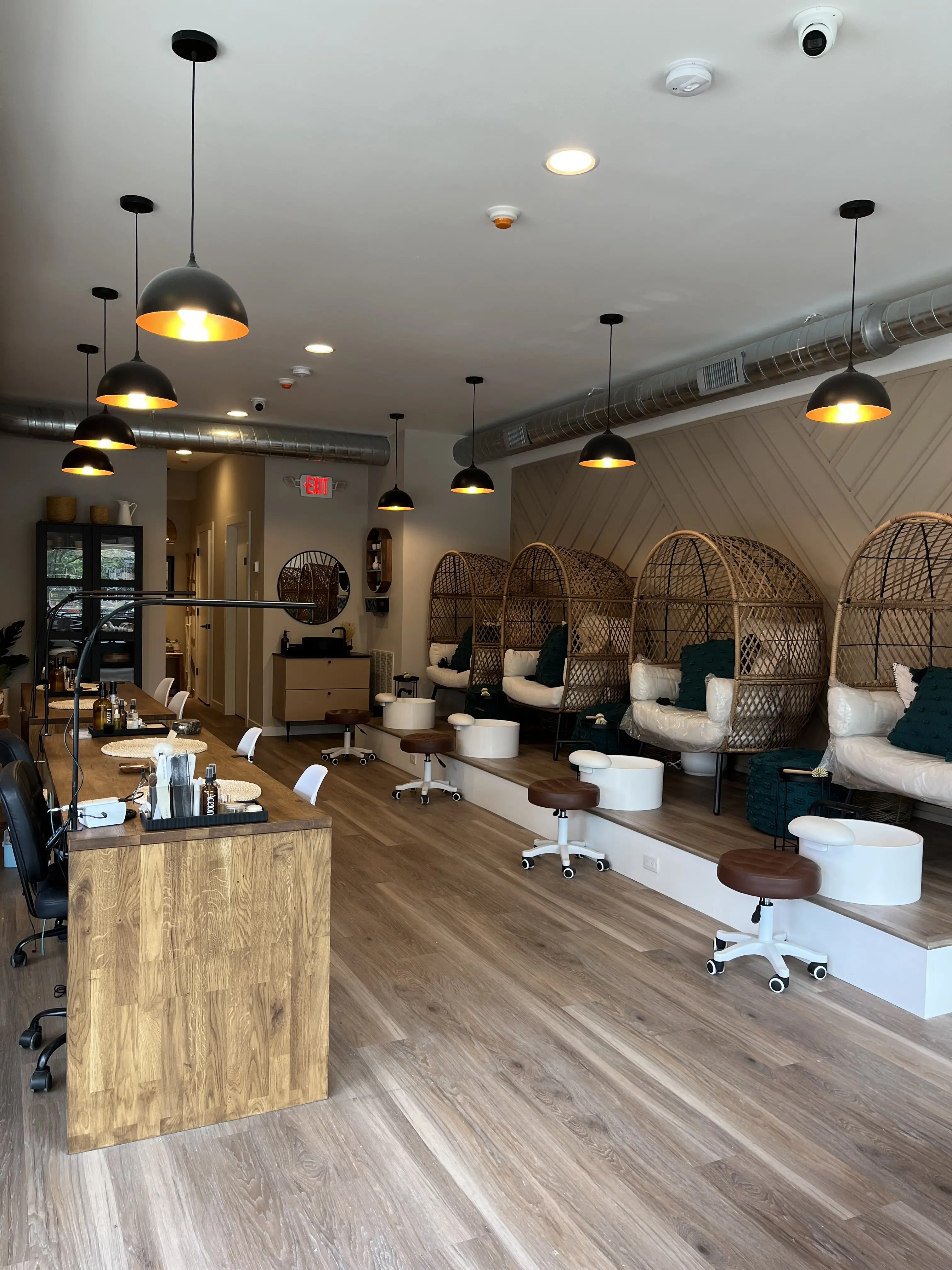 Belcyni Nail Salon and Spa