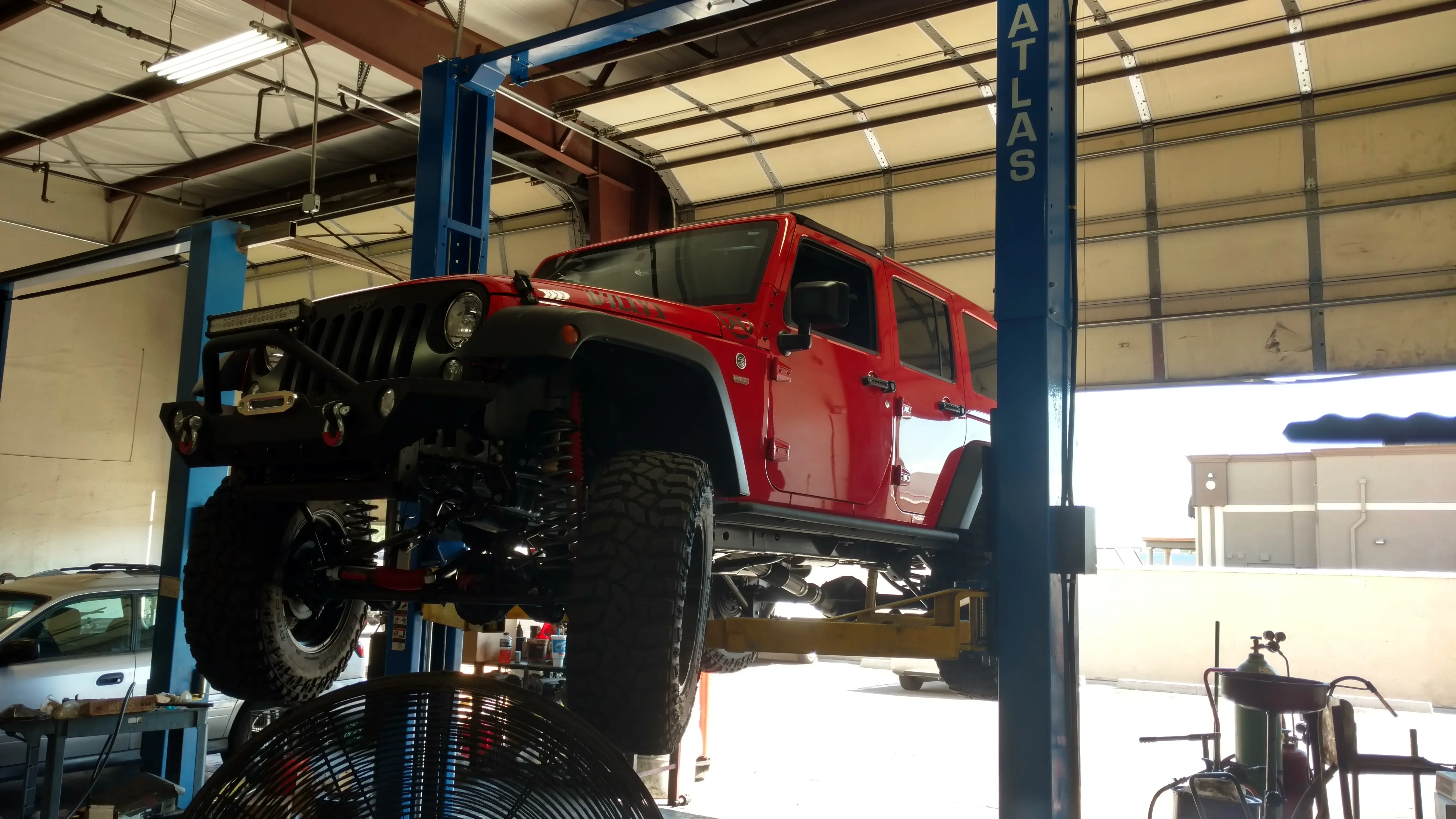Airport Truck & Auto Repair - Phoenix Rack and Axle