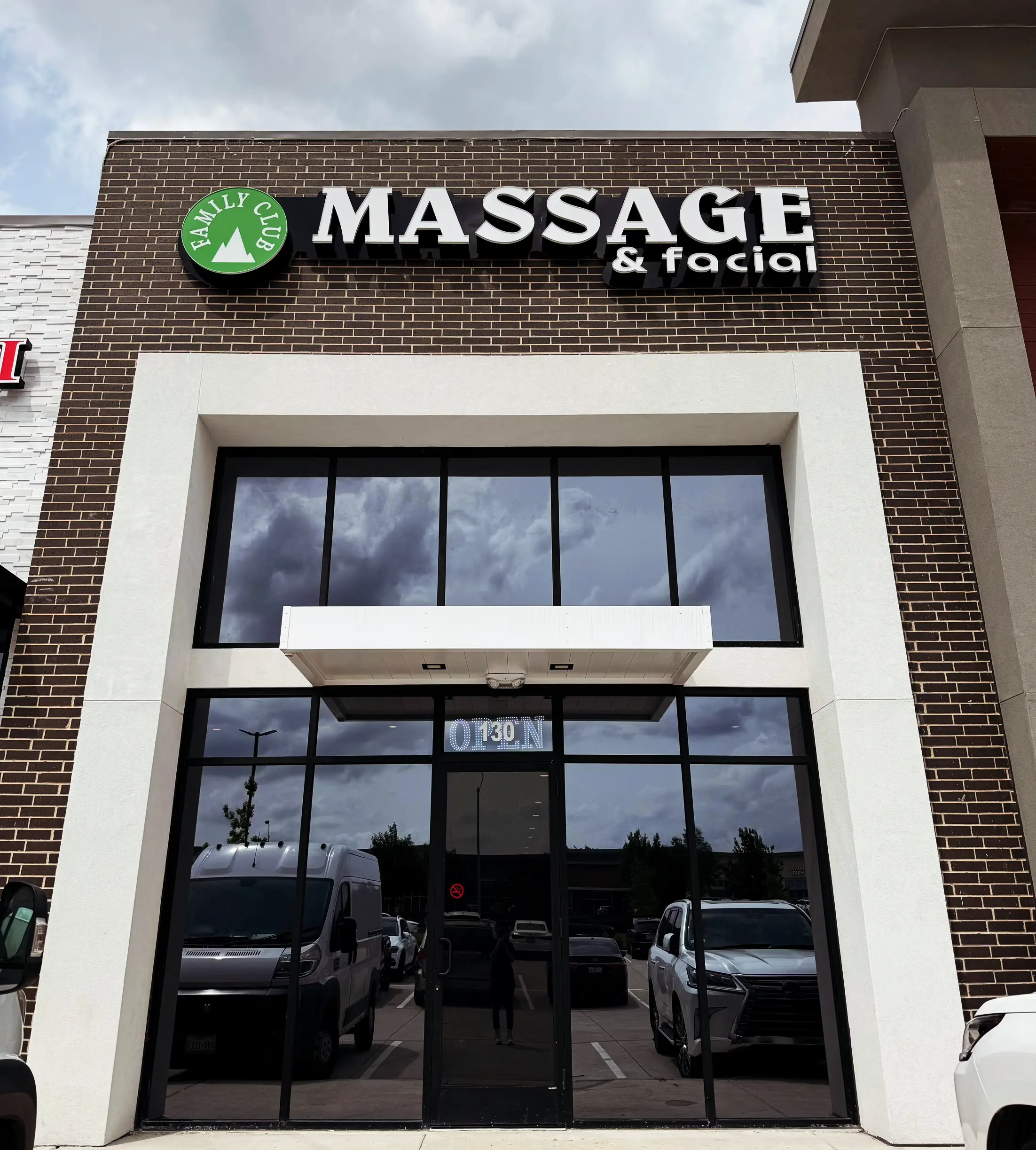 Family Club Massage and Facial