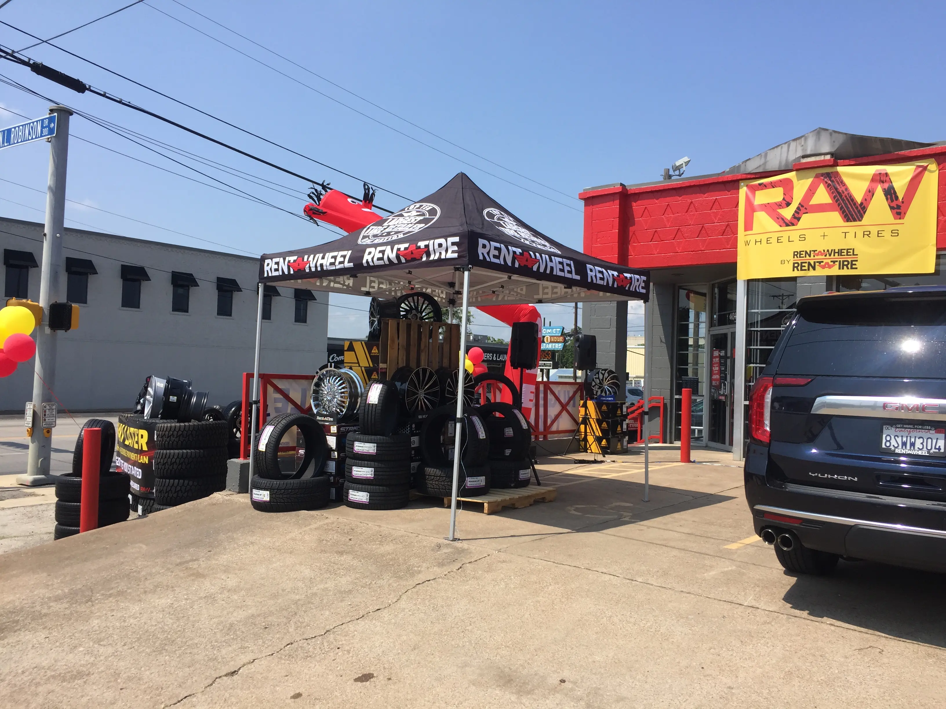 RAW Wheels & Tires