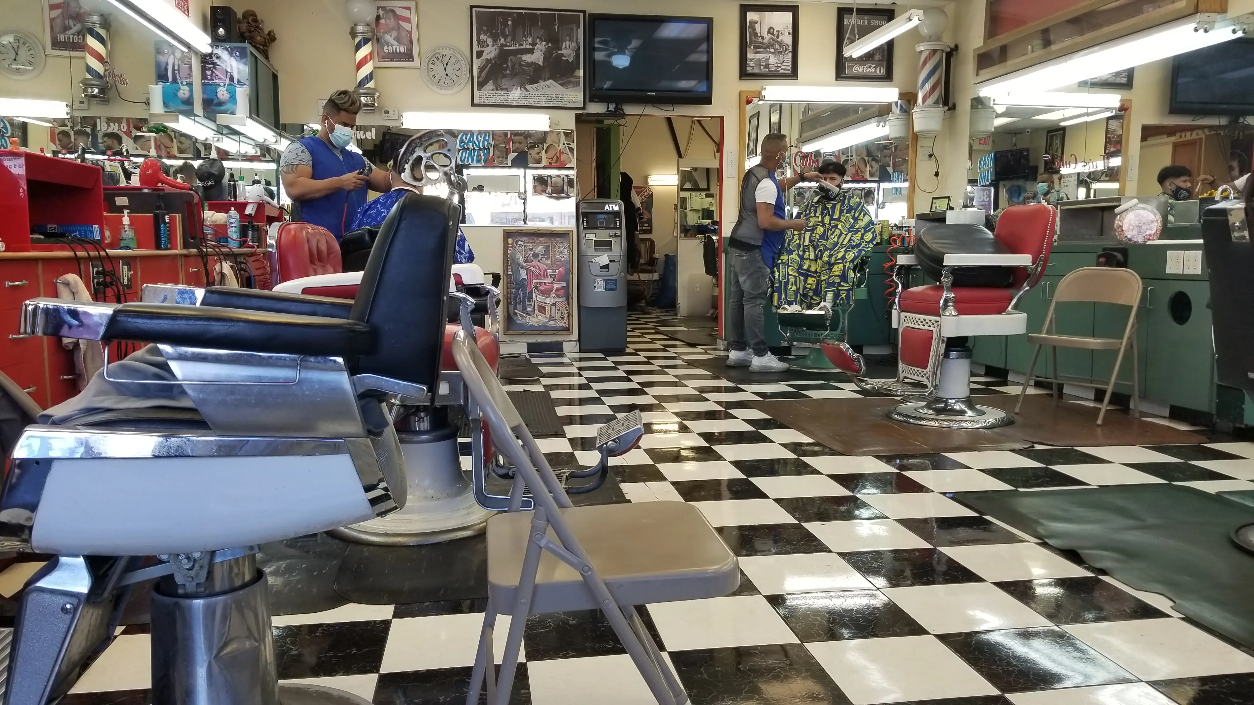 Leo Barber Shop