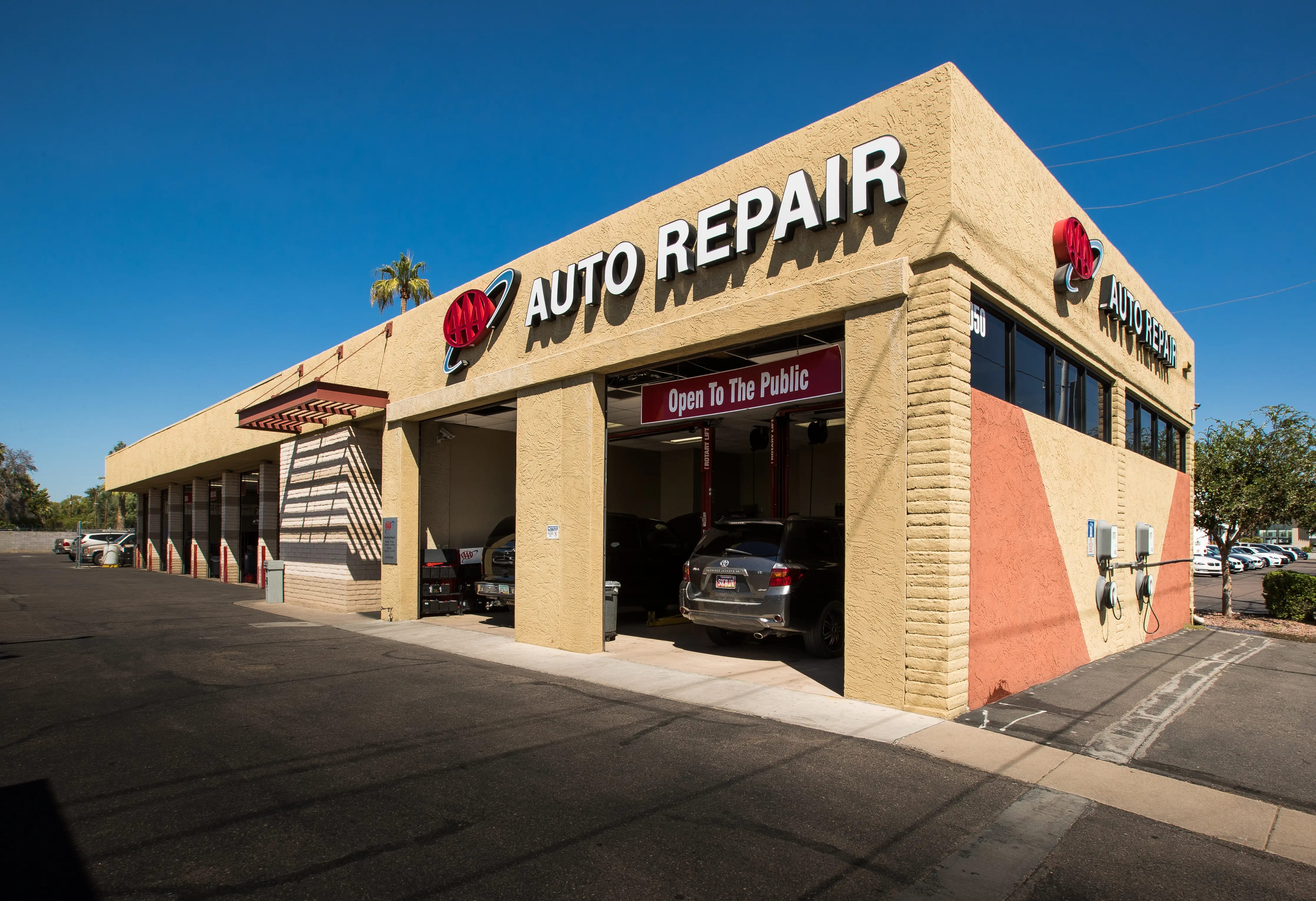 AAA Phoenix Camelback Auto Repair Center