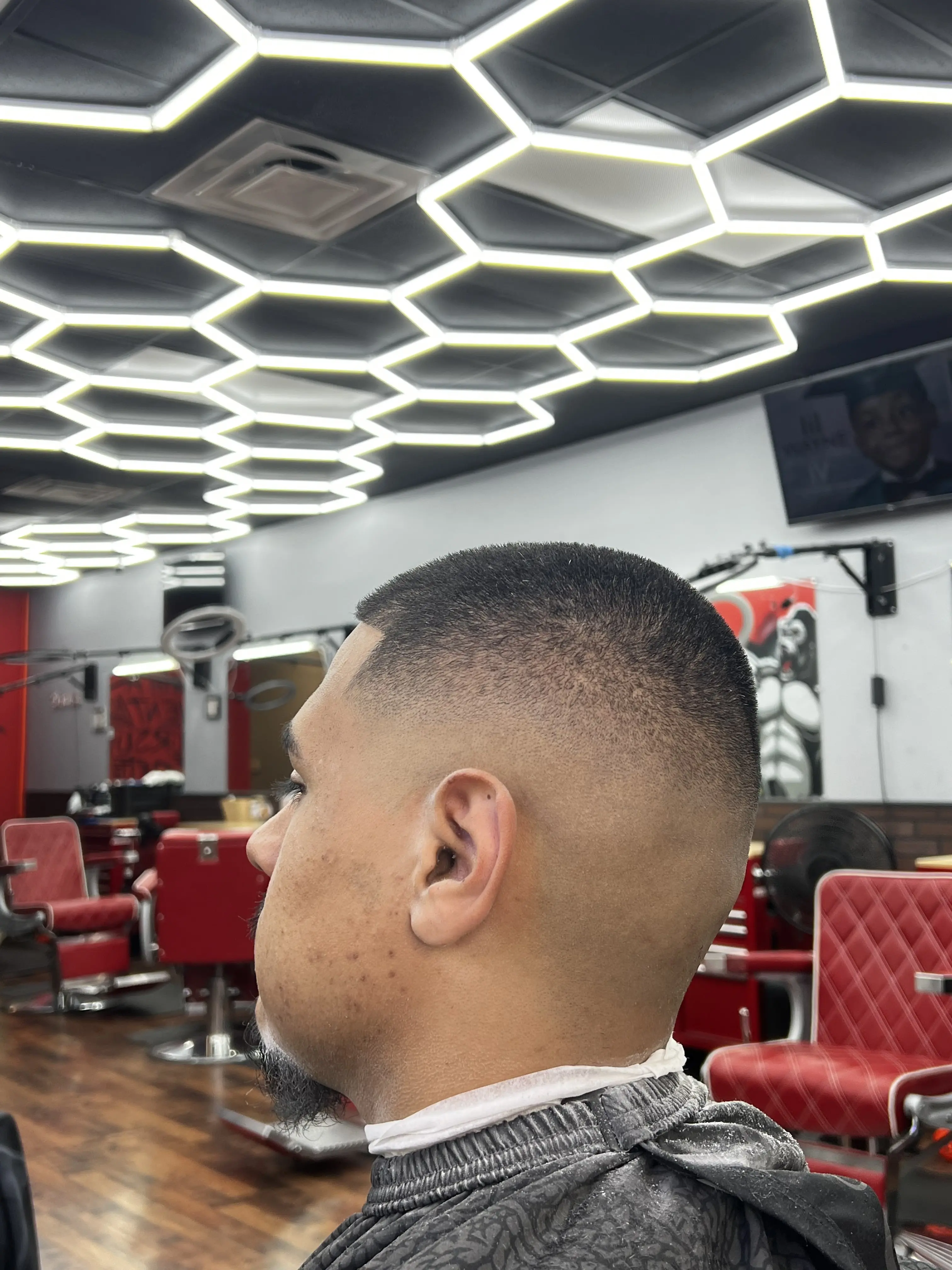 Money Making Barber Jose