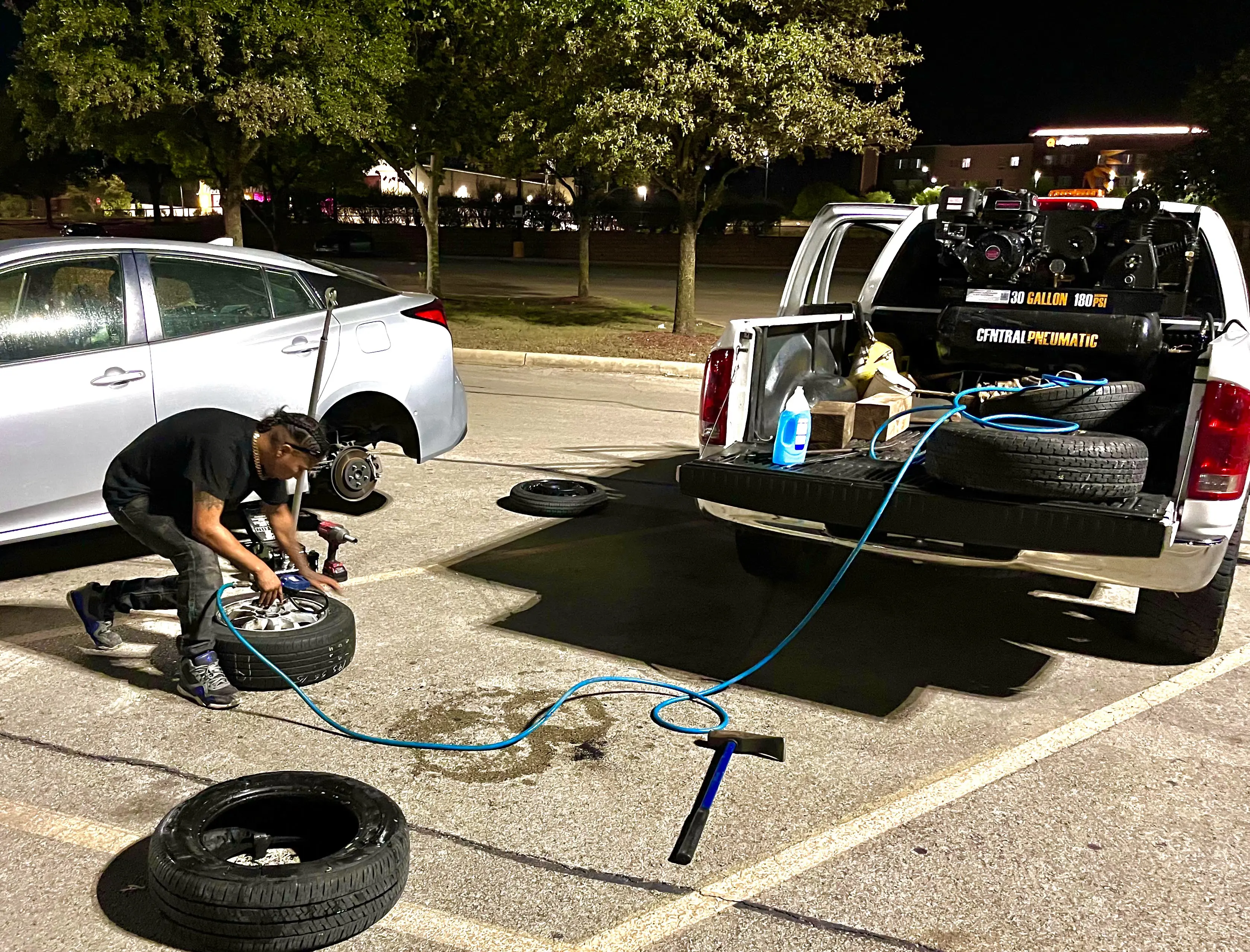 24 hr mobile Tire service