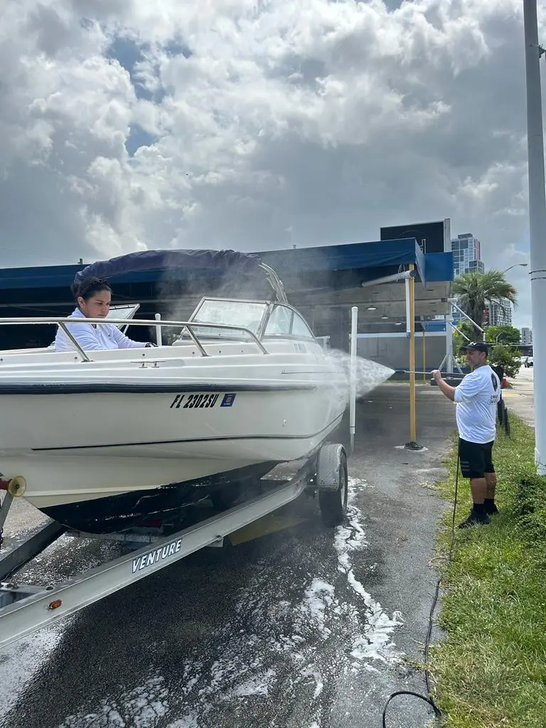 MH Magic Hands Marine Detailing