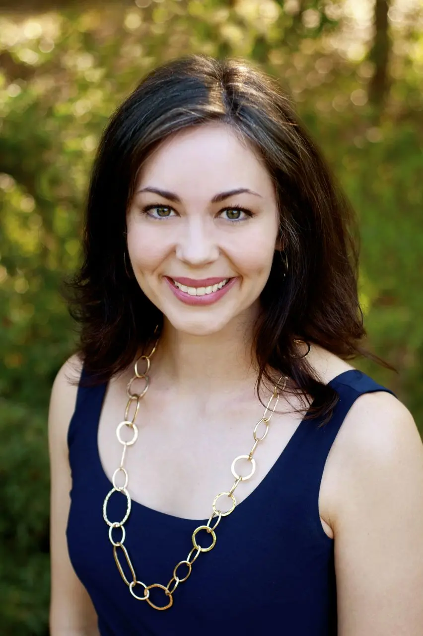 Dr. Lindsey Finklea