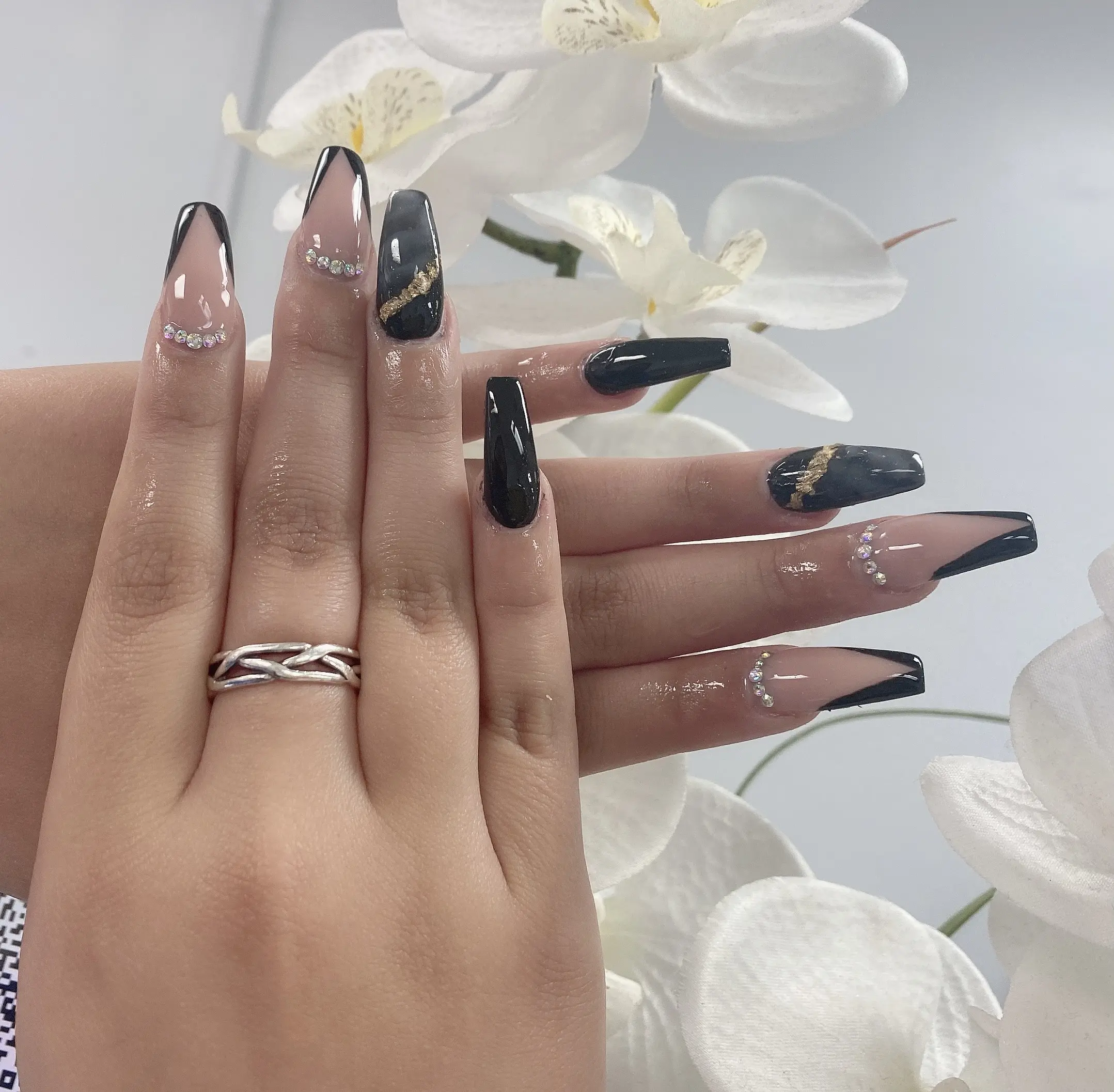 Ann's Nails Salon & Spa On Babcock
