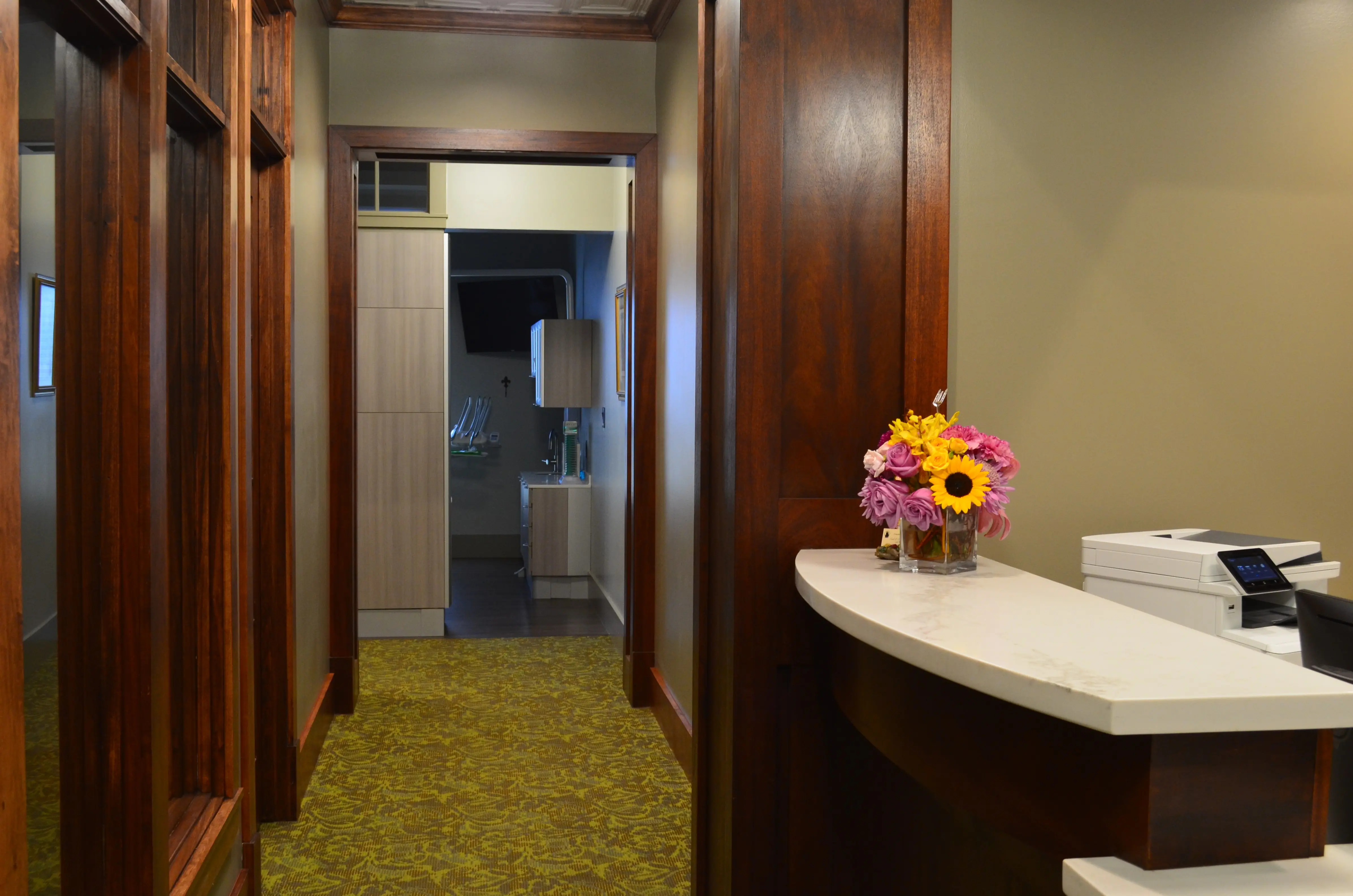 Heights Family Dentistry (Carol L Price, DDS and Eileen Kwee, DDS)