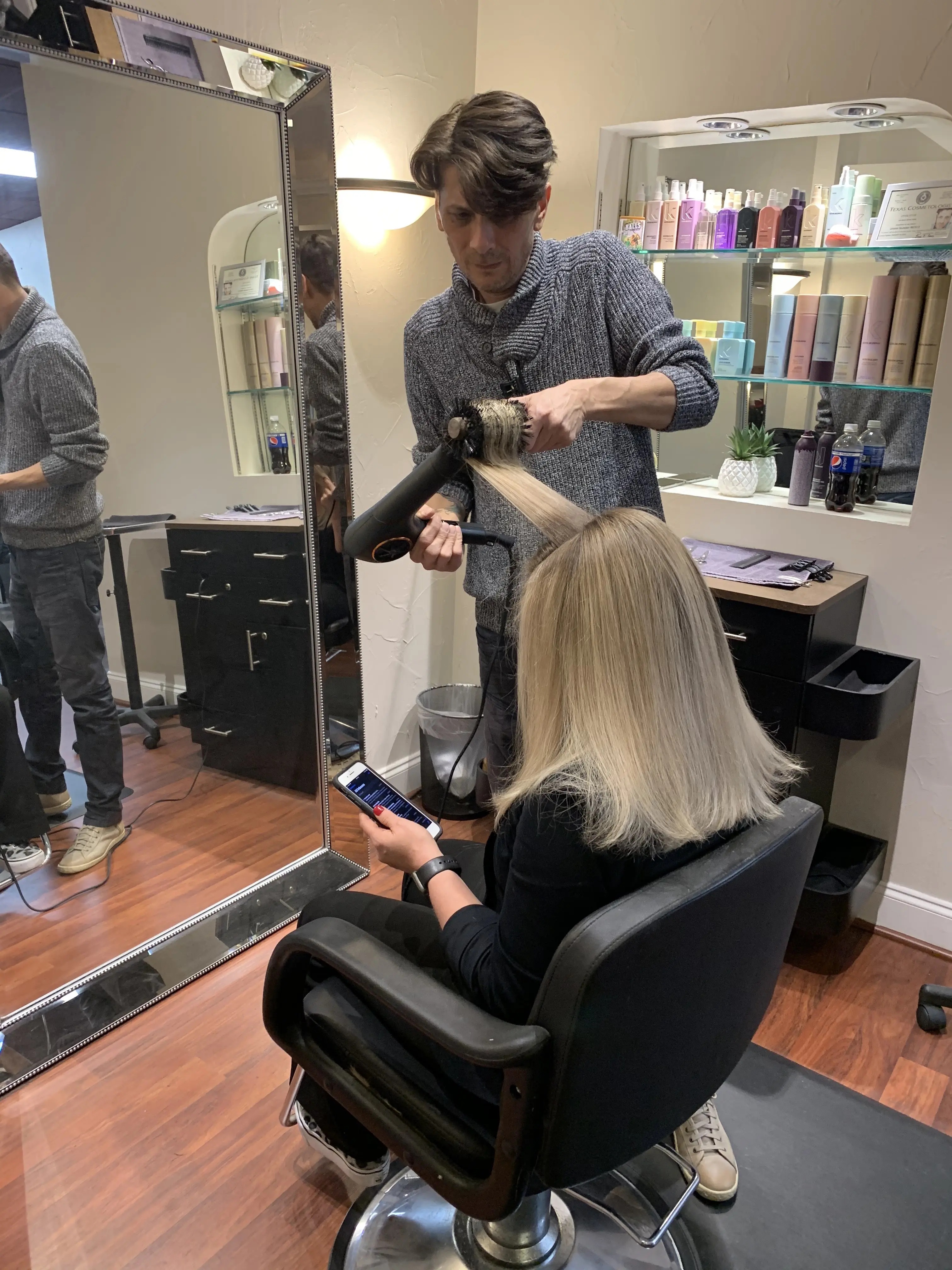 Janelle Alexis Salon