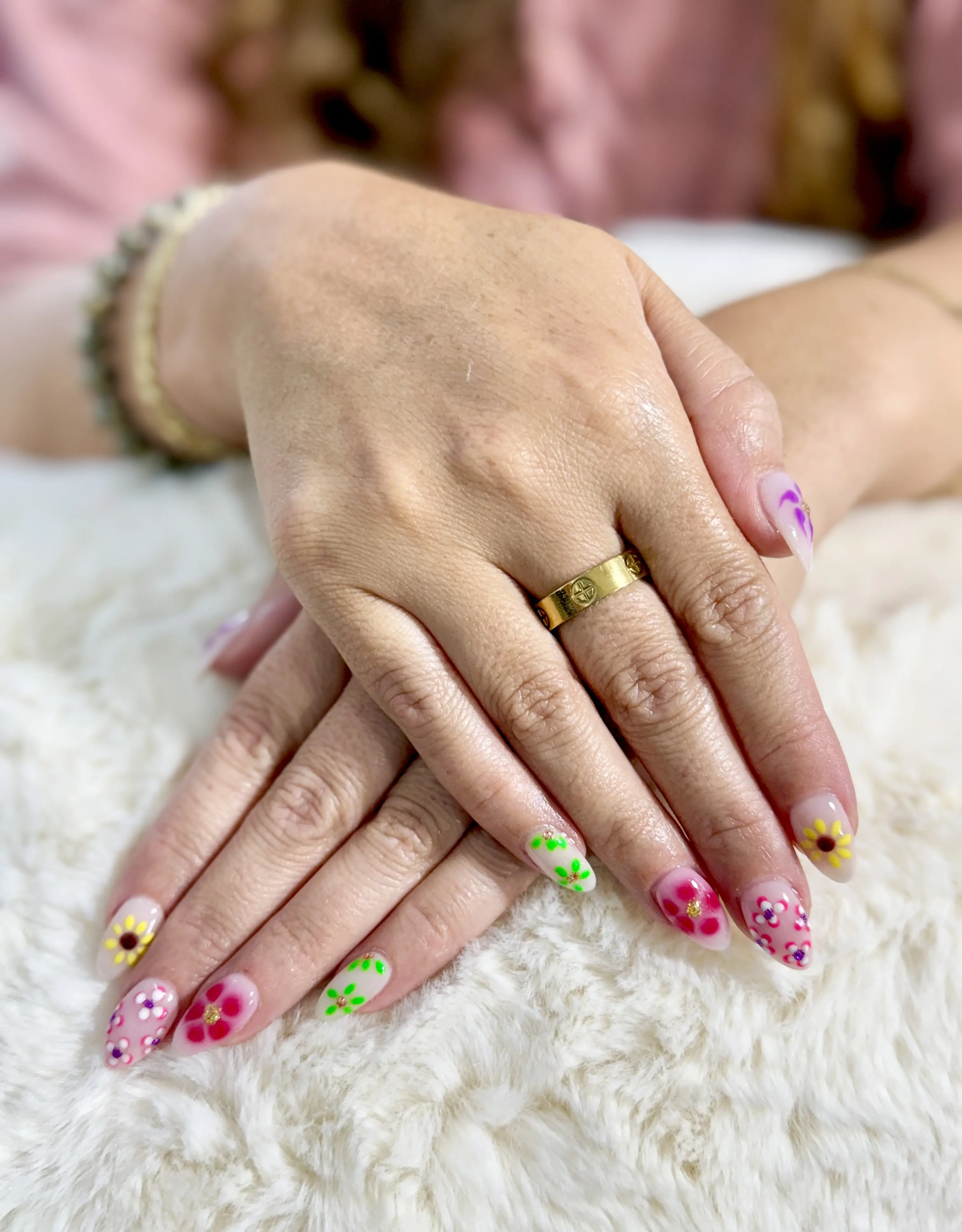 Swan Nail Boutique (formerly on 3039 south blvd)