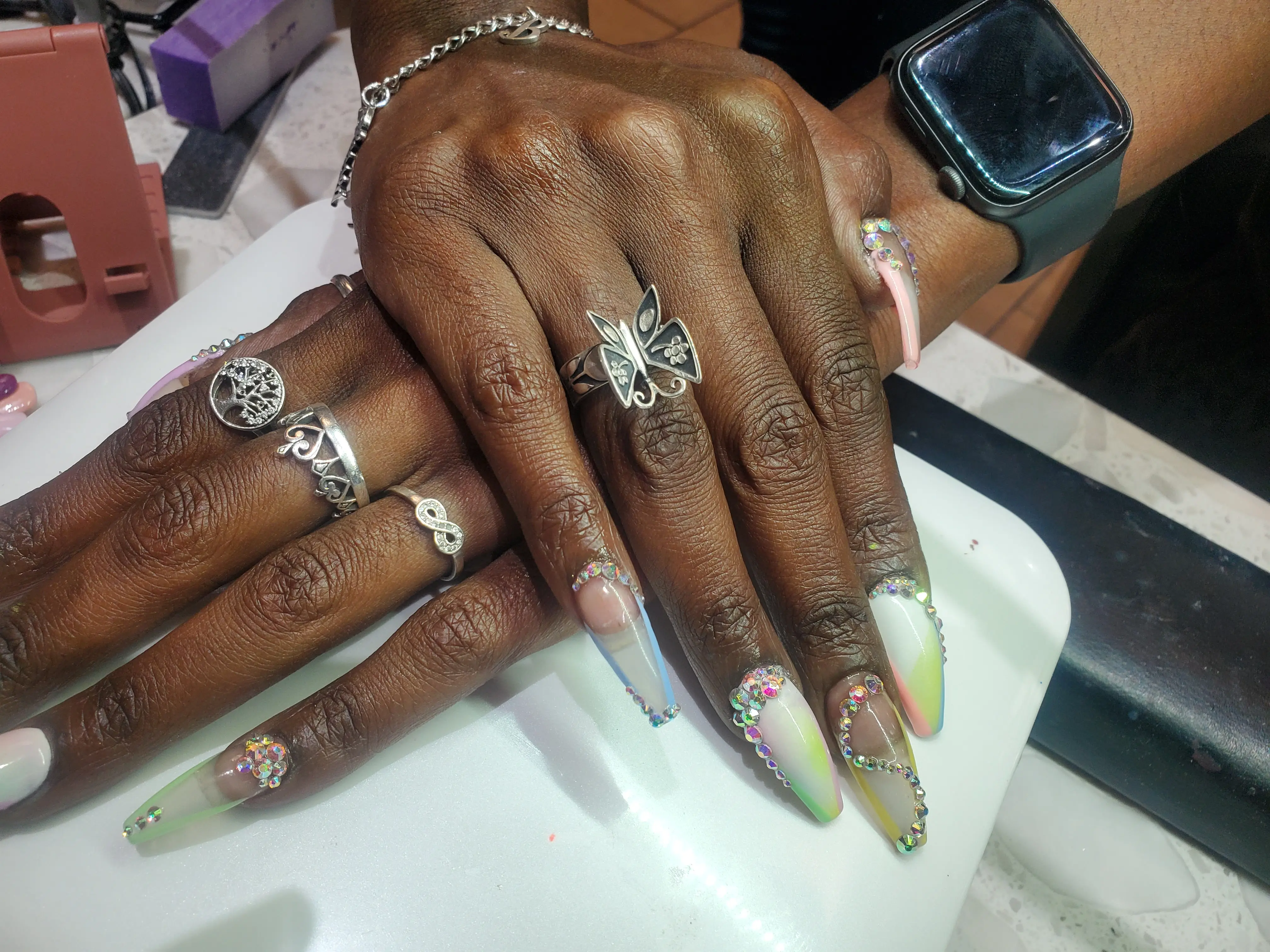 Diva Nails & Spa