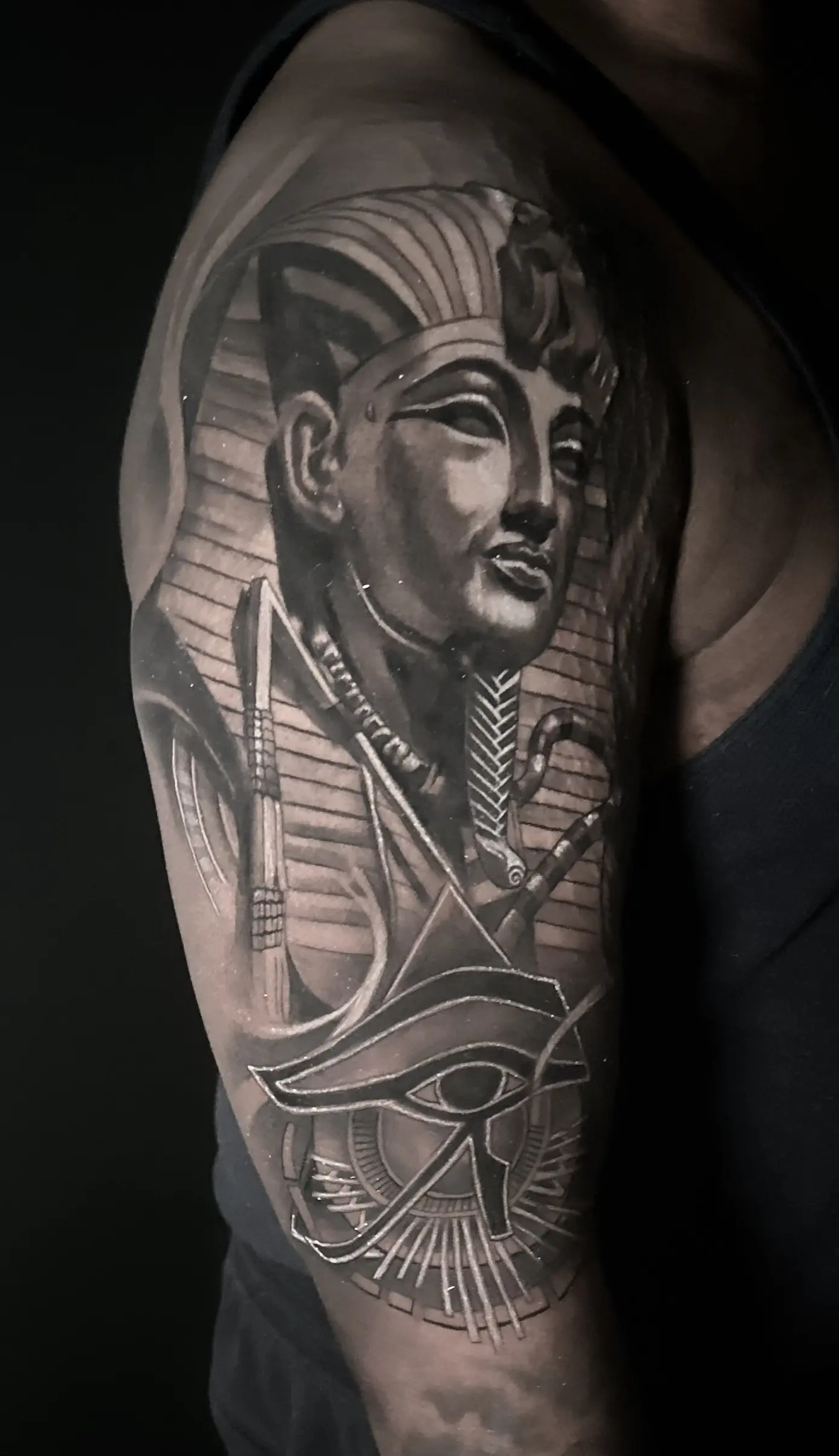 Scales of Grey Tattoo Studio
