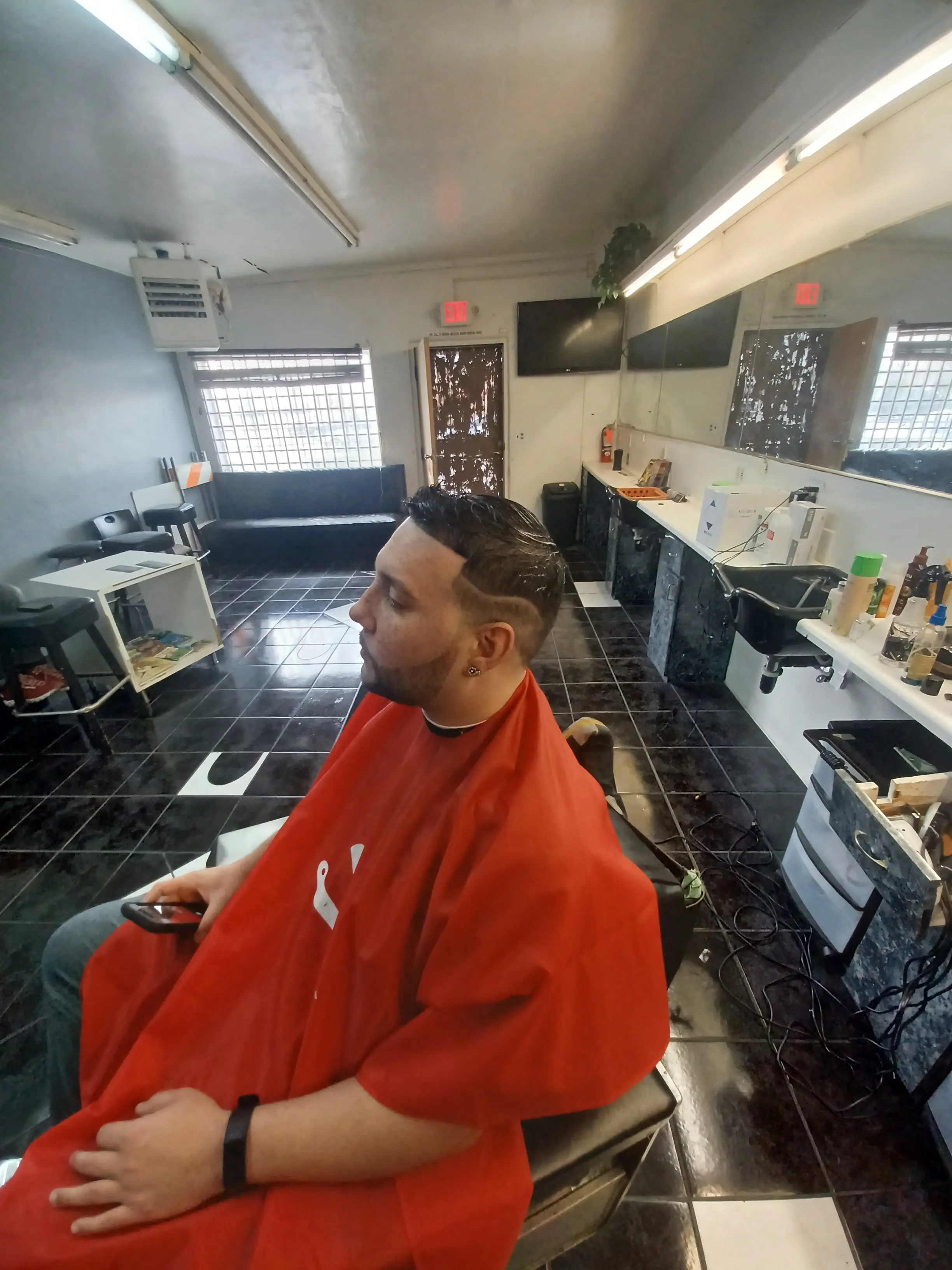 TAPERZ BARBERSHOP