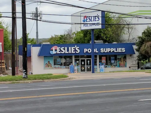 Leslie's