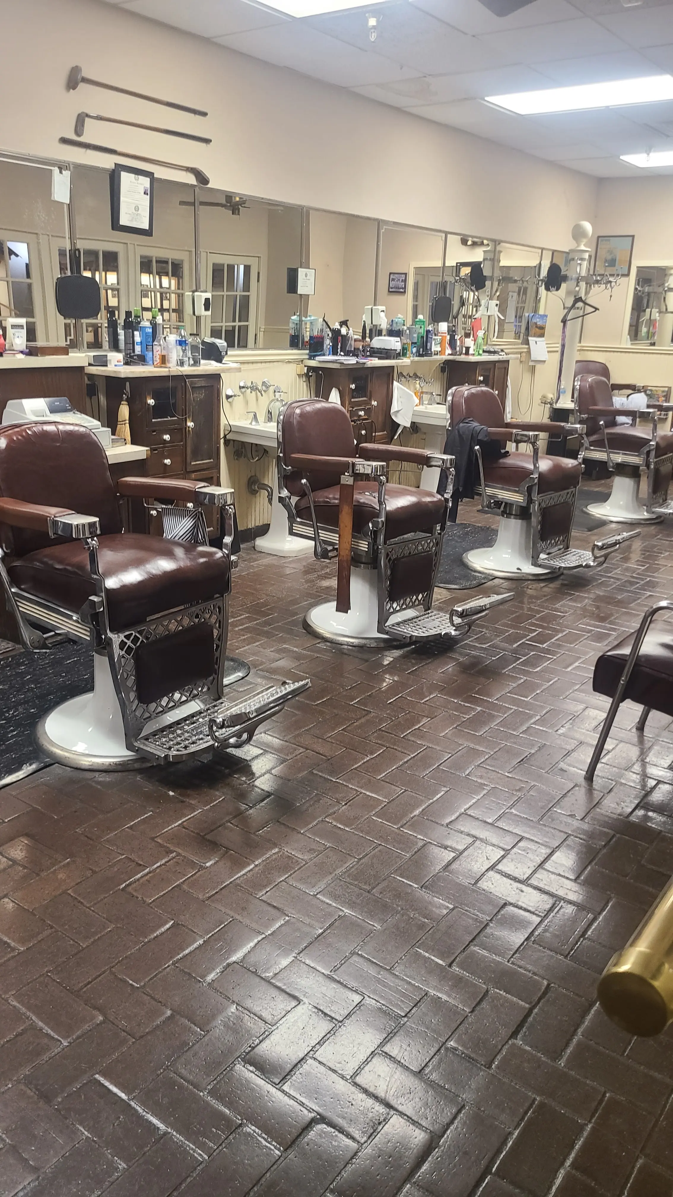 Downtown Barber Shop